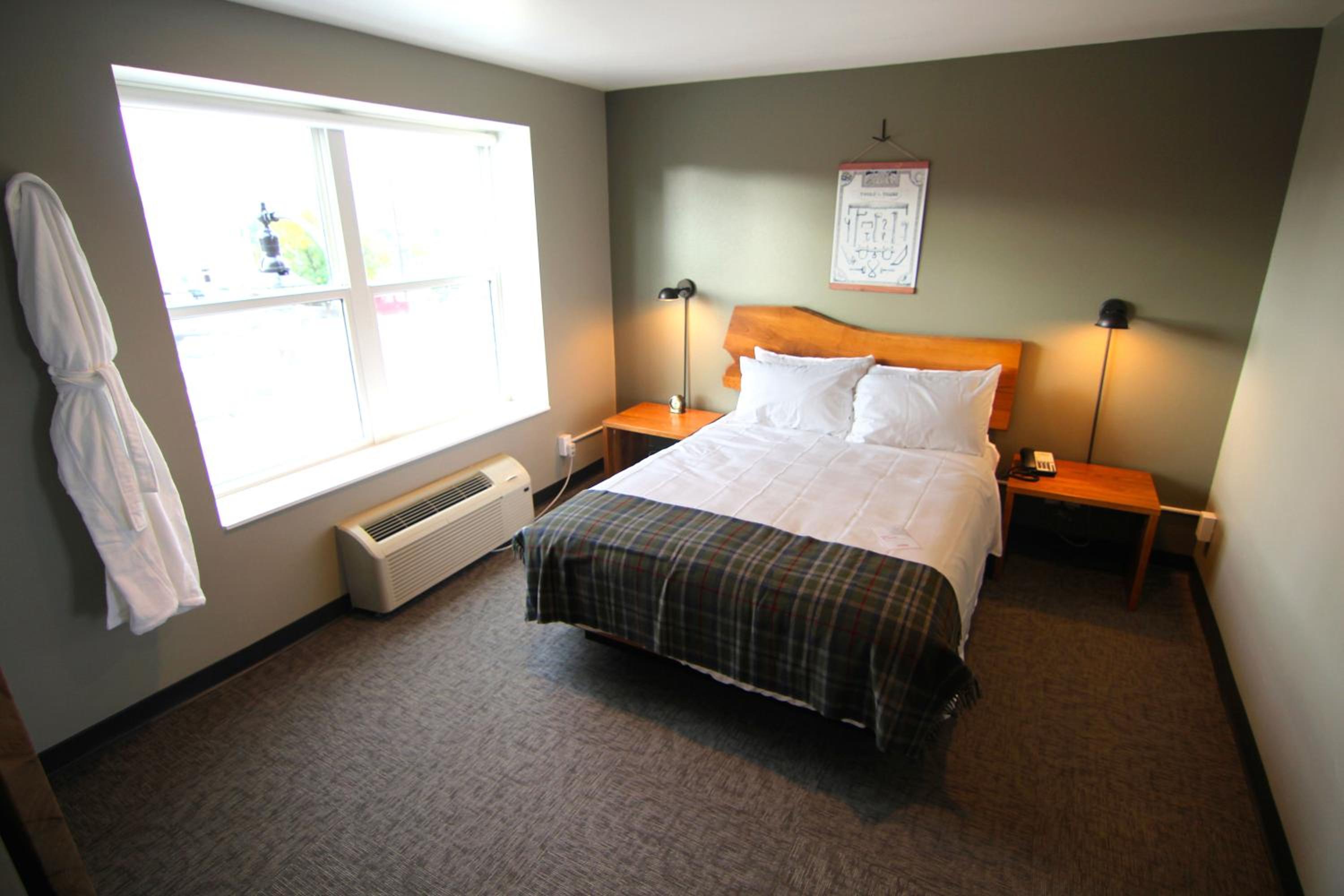 Queen Suite