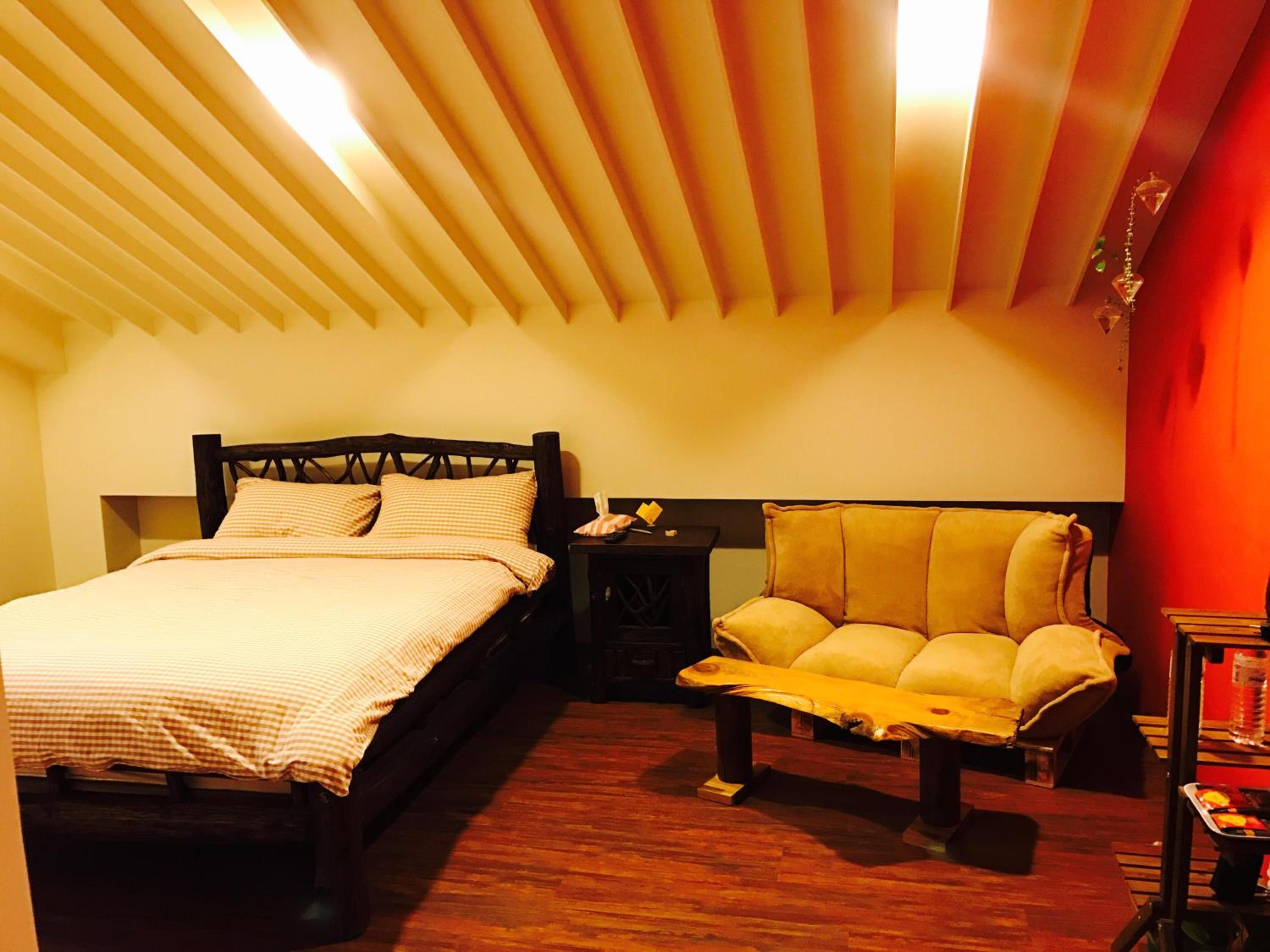 Deluxe Double Room with Balcony photo 2