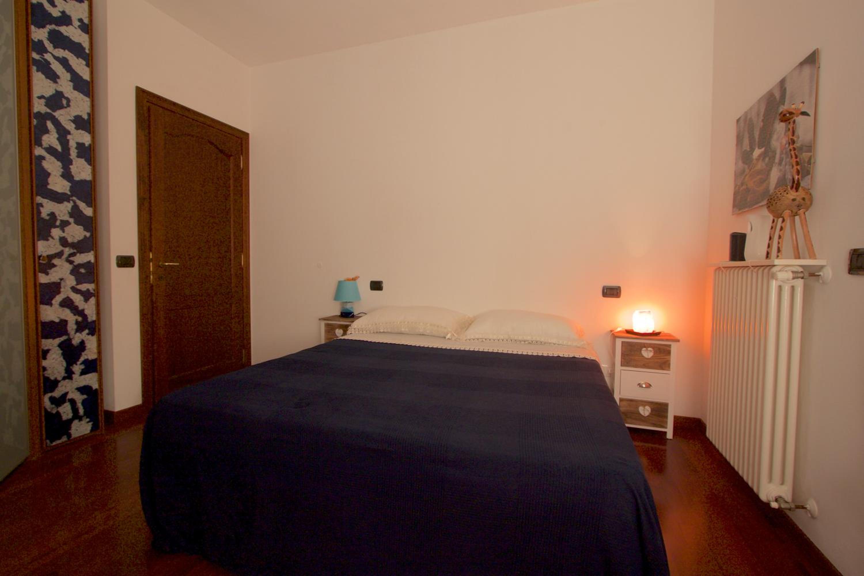 Double Room - Photo 6