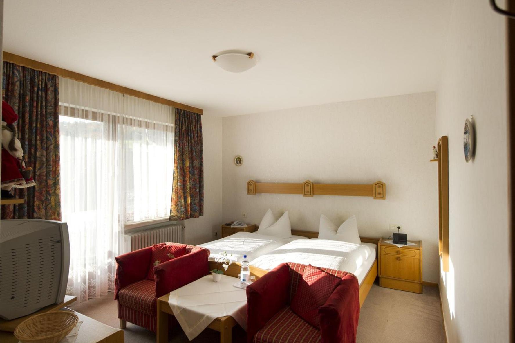 Double Room With Balcony photo 2