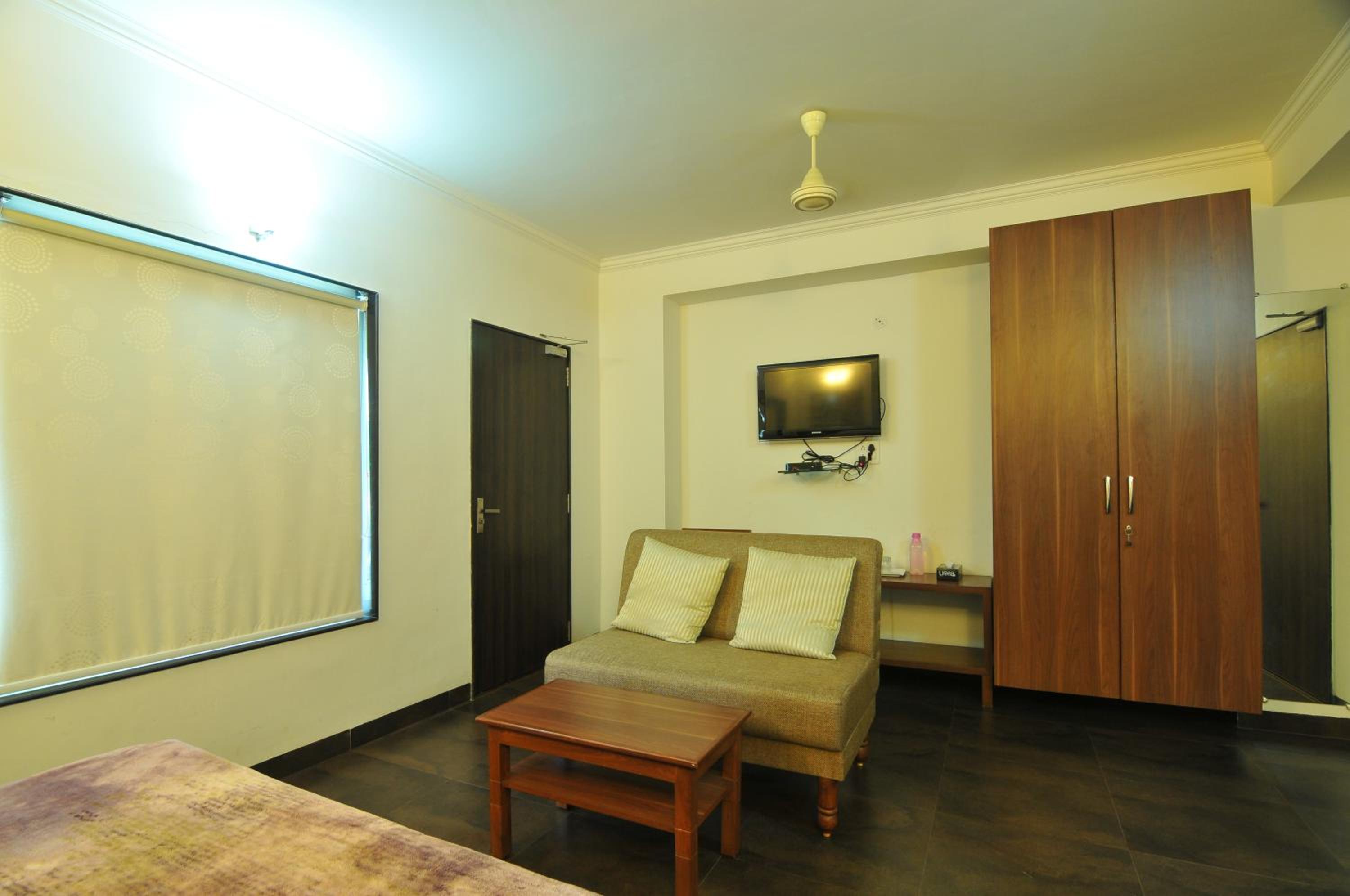 Deluxe Double Room photo 2