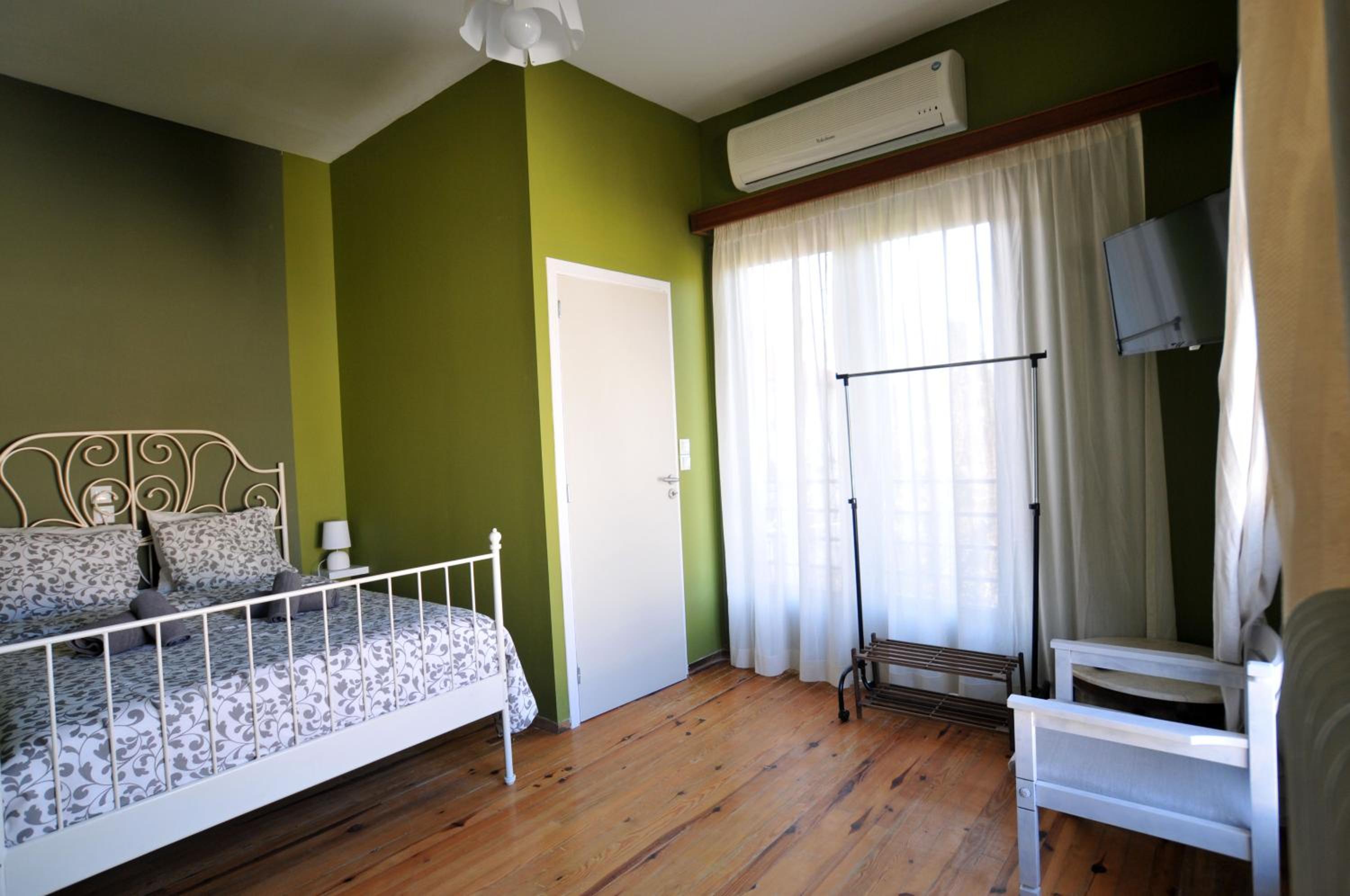 Standard Double or Twin Room with Balcony - Photo 3