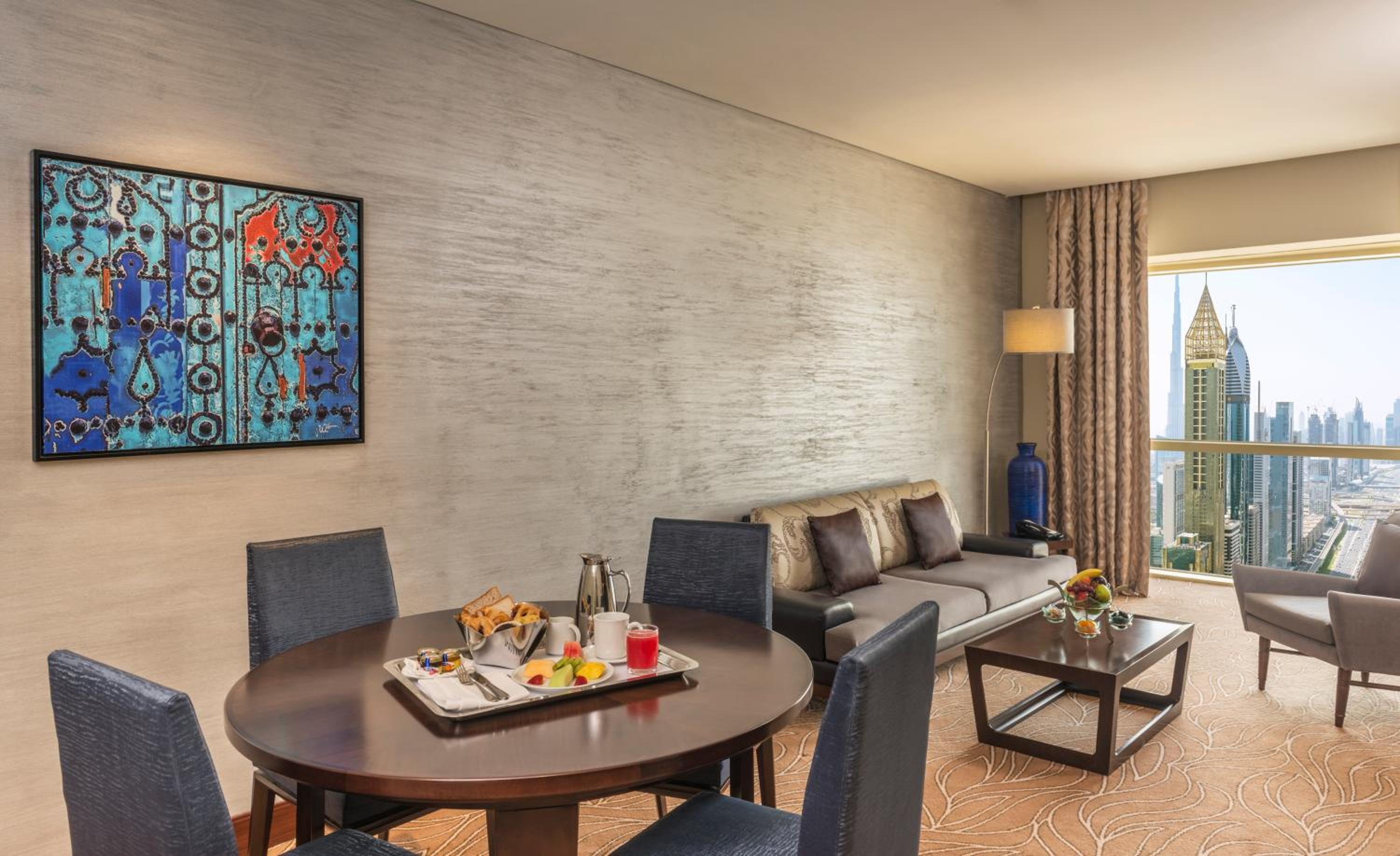Deluxe Suite