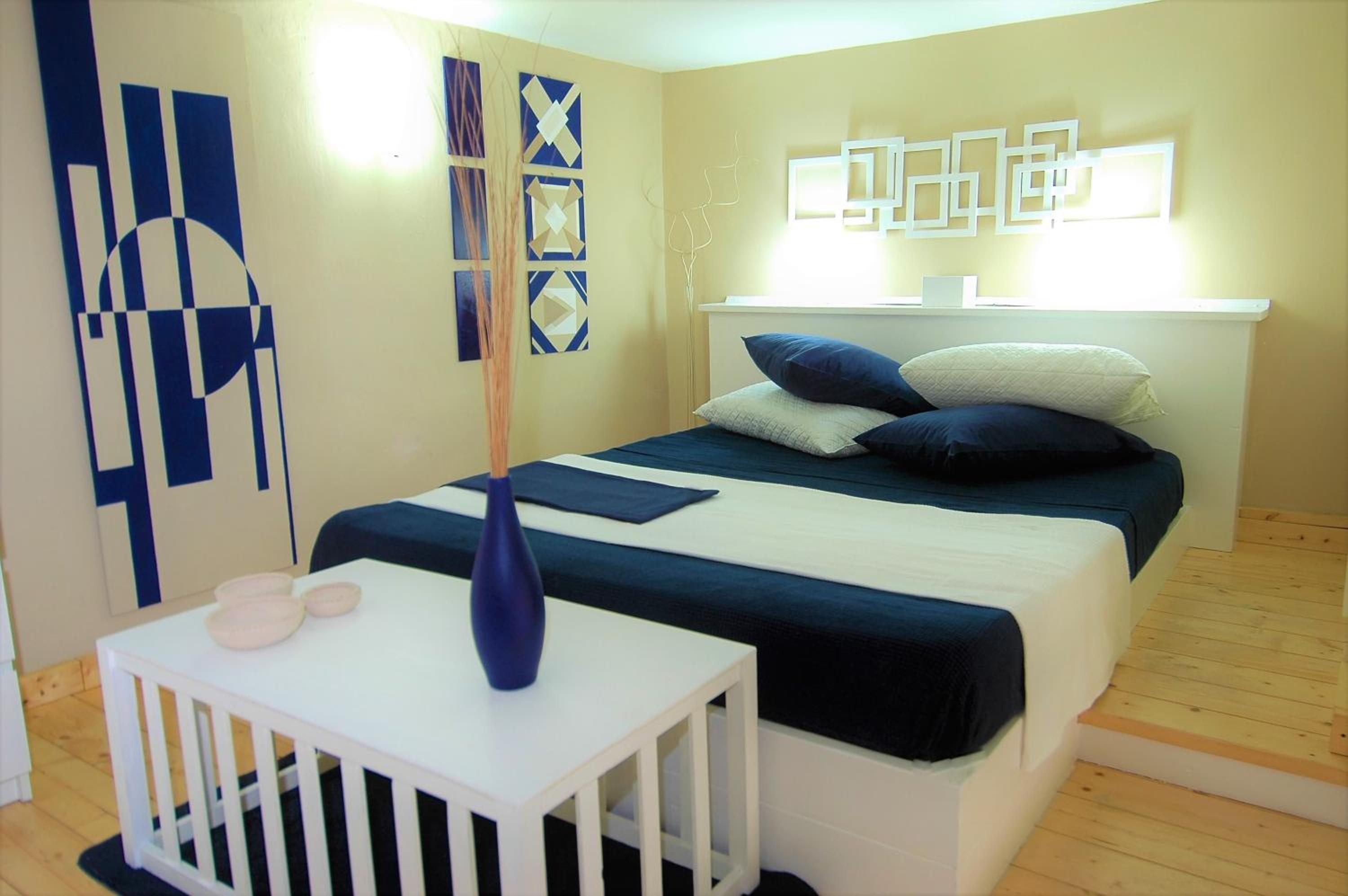 Studio Apartment photo 2