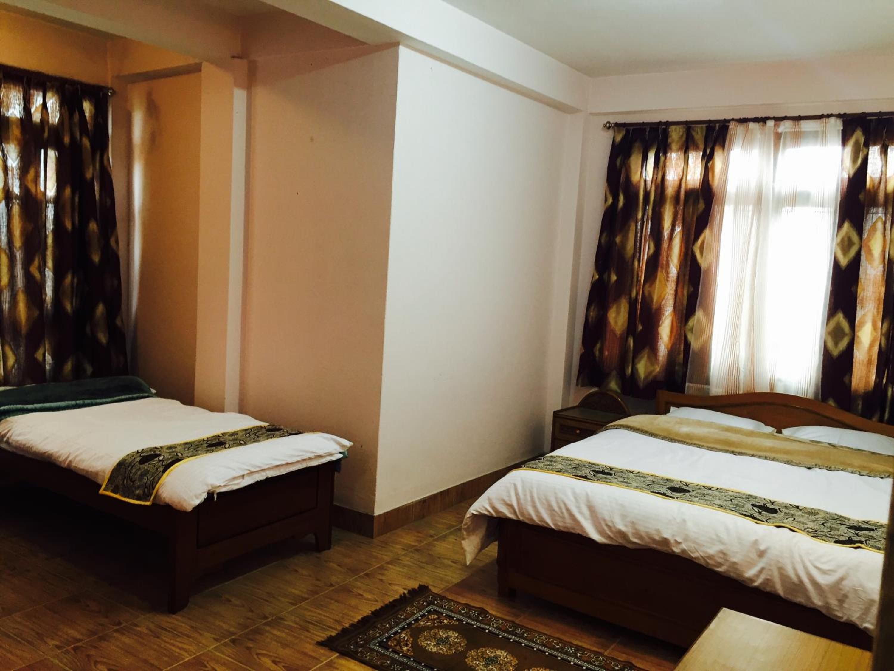 Two-Bedroom Apartment - Photo 9