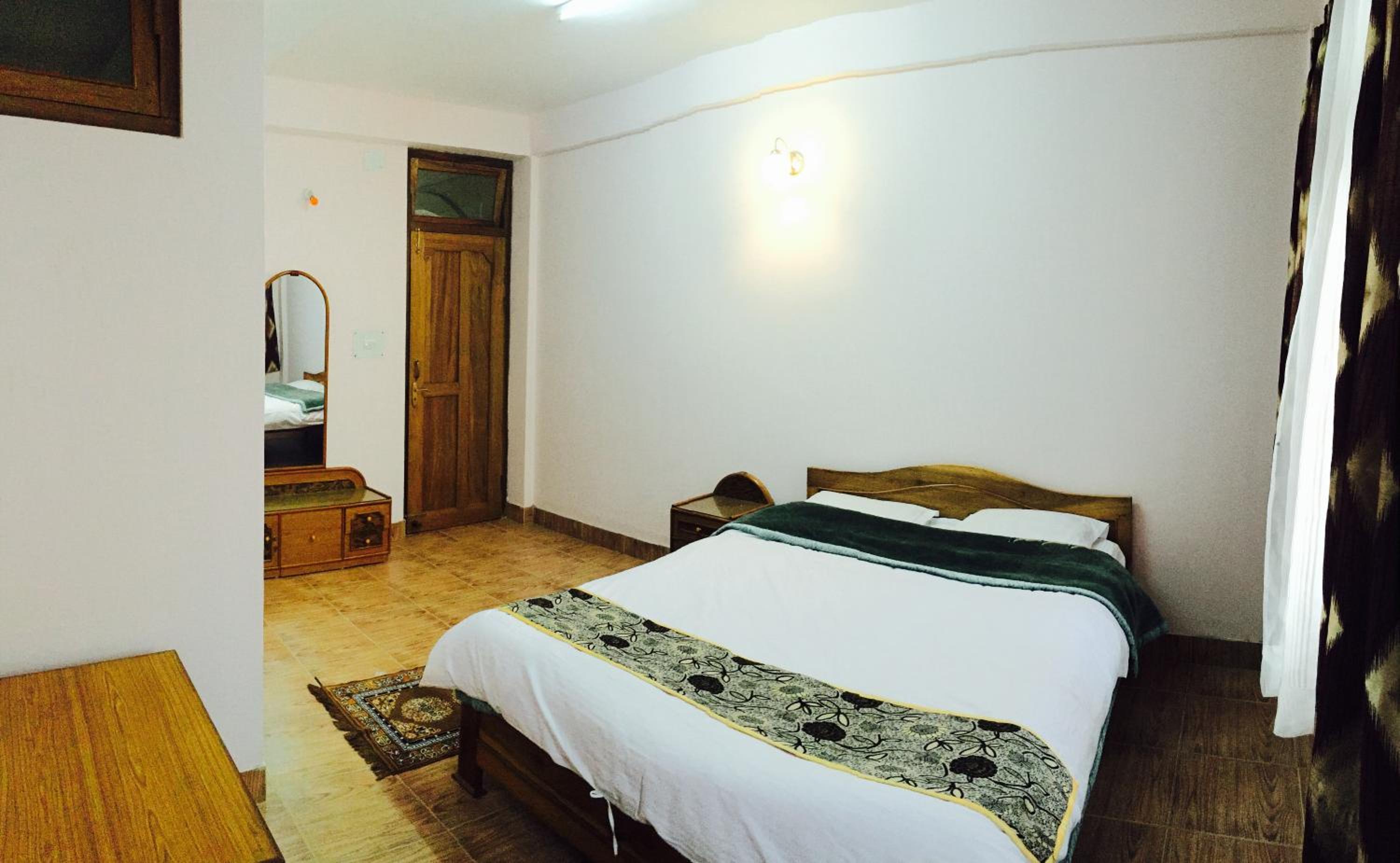 Two-Bedroom Apartment - Photo 7