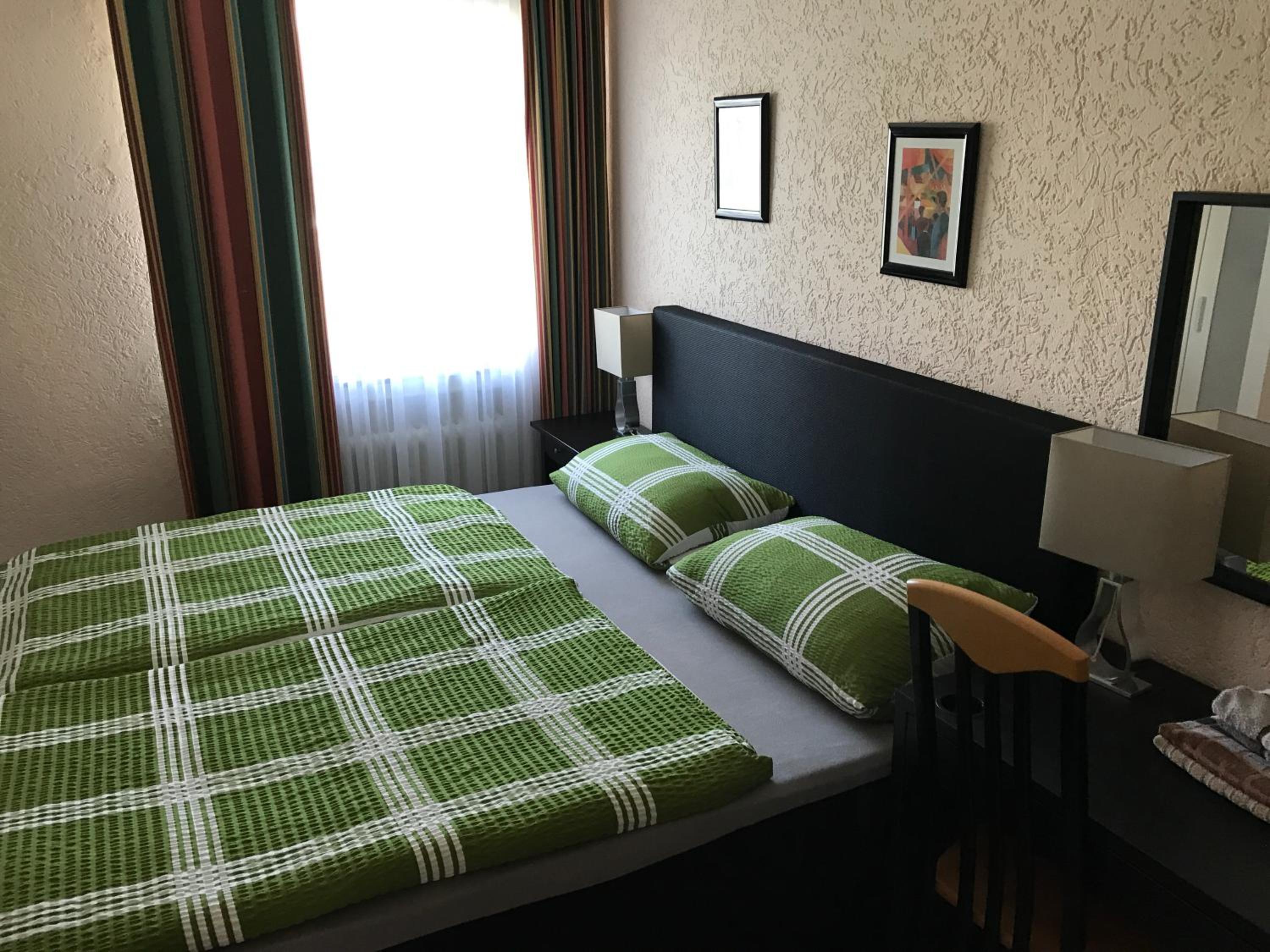 Economy Double Room - Photo 2