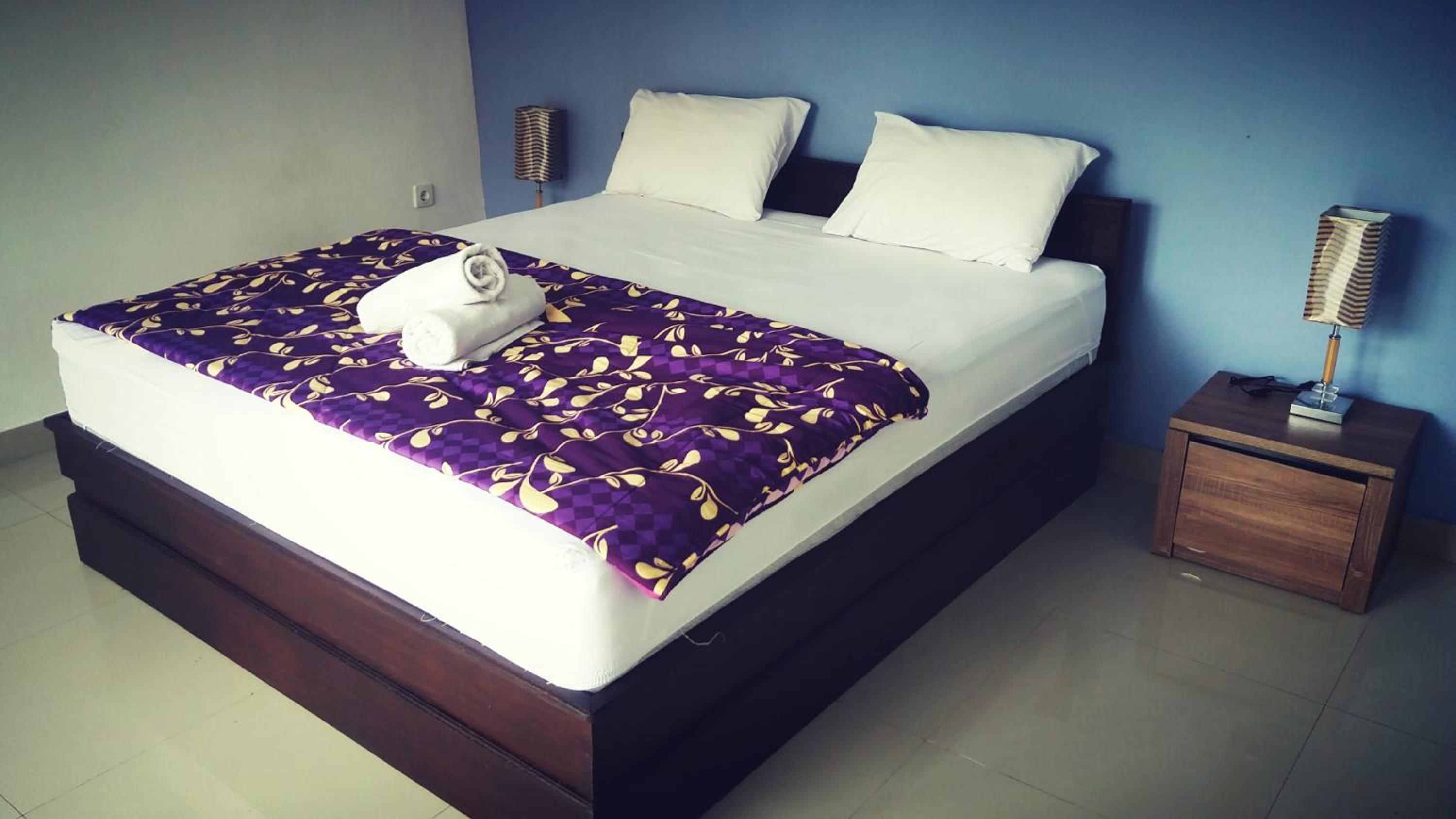 Budget Double Room - Photo 10