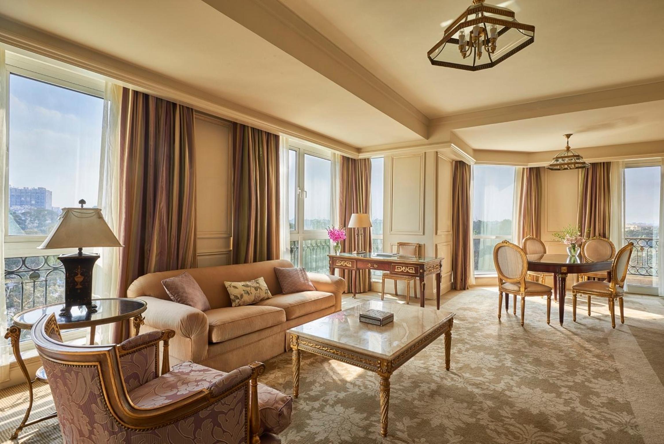 Diplomatic Suite - Photo 2