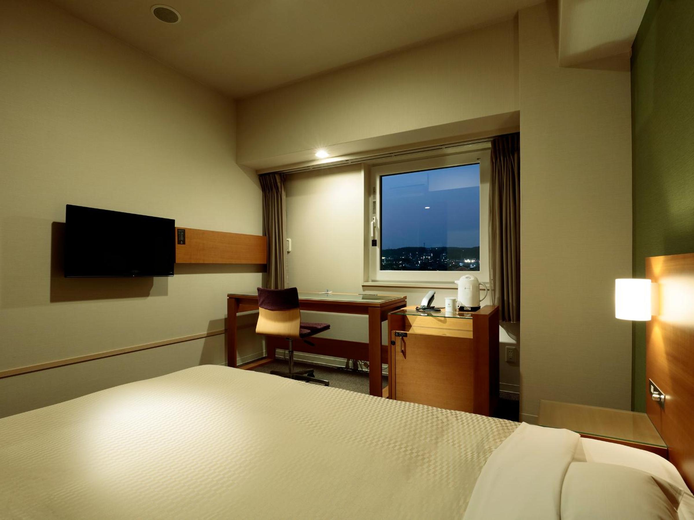 Standard Double Room - Non-Smoking - Photo 2