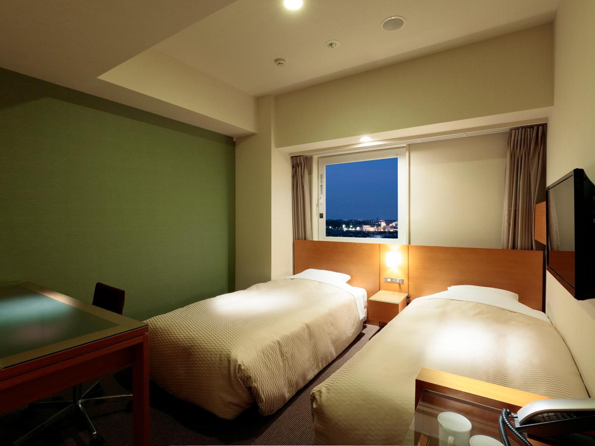 Standard Twin Room - Non-Smoking - Photo 2