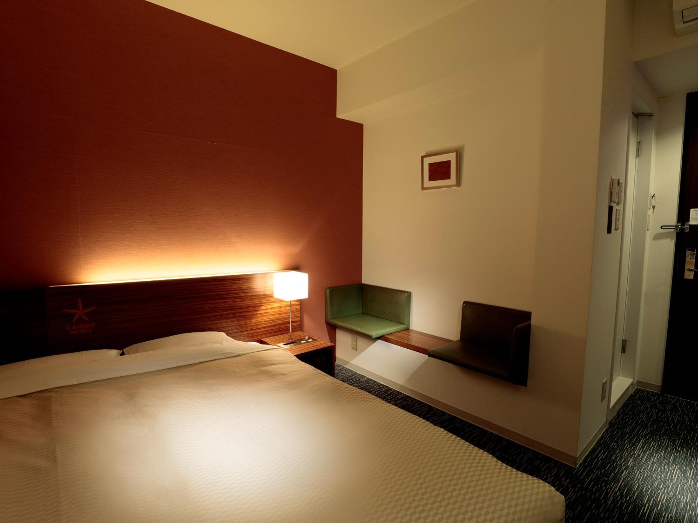 Queen Room - Non-Smoking - Photo 5