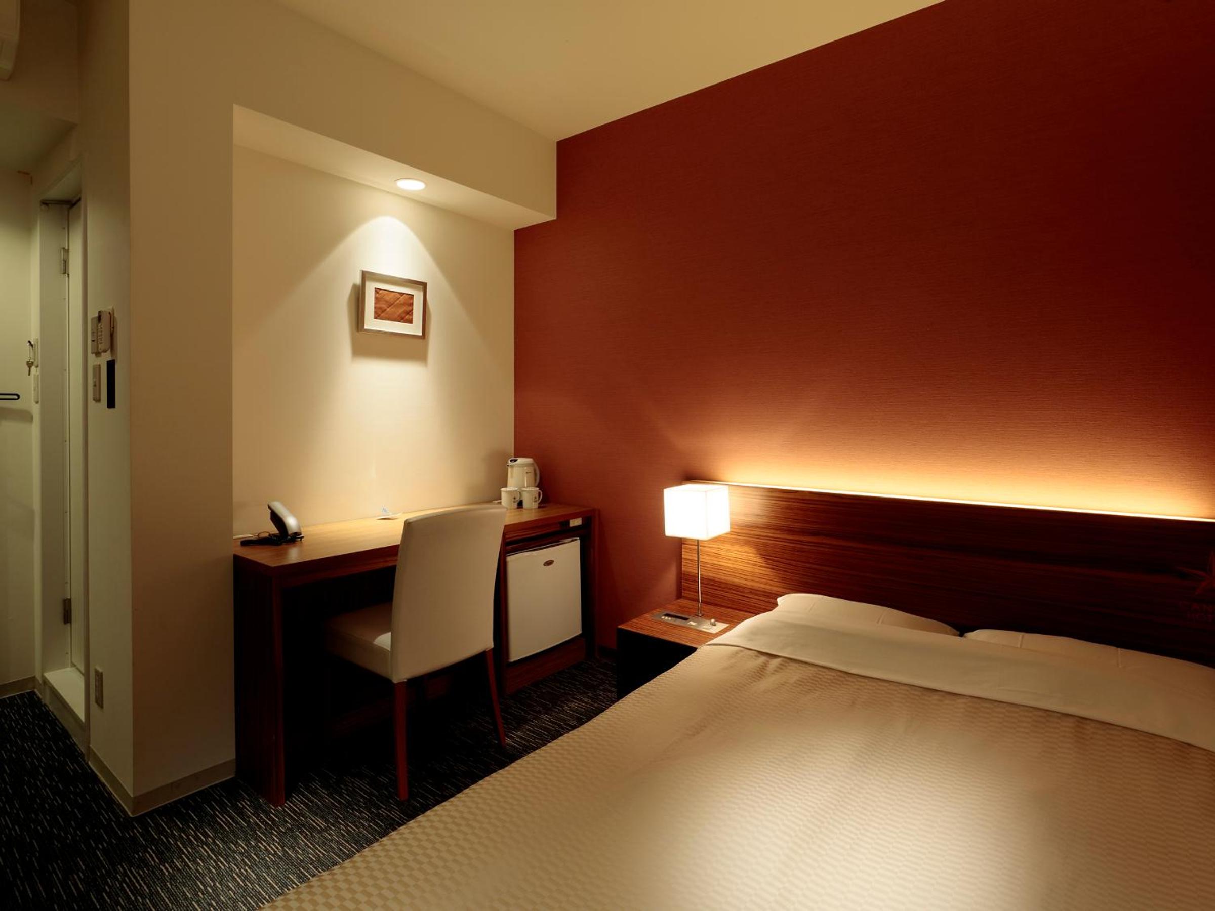 Standard Double Room - Non-Smoking - Photo 5
