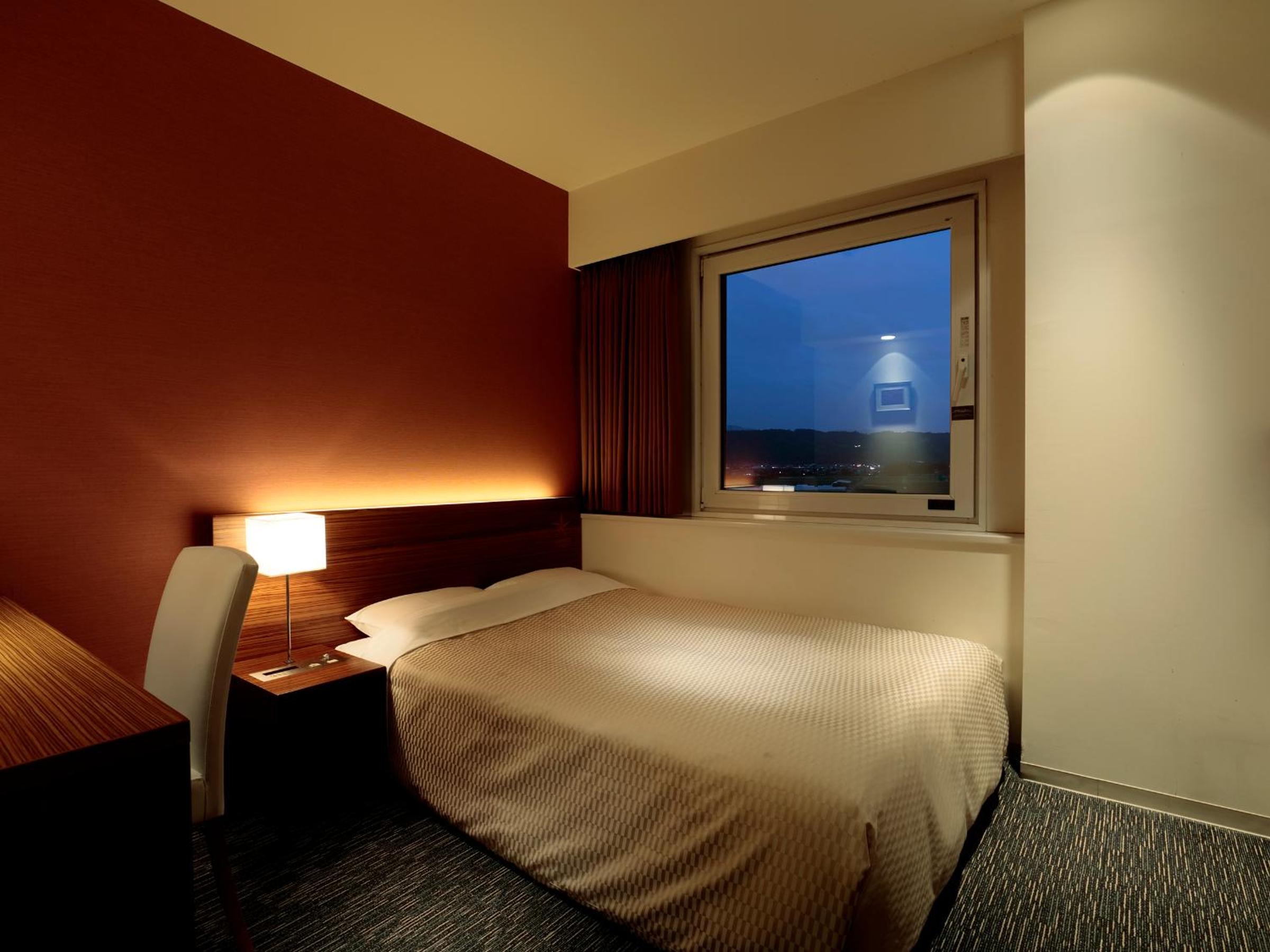 Standard Double Room - Non-Smoking - Photo 7