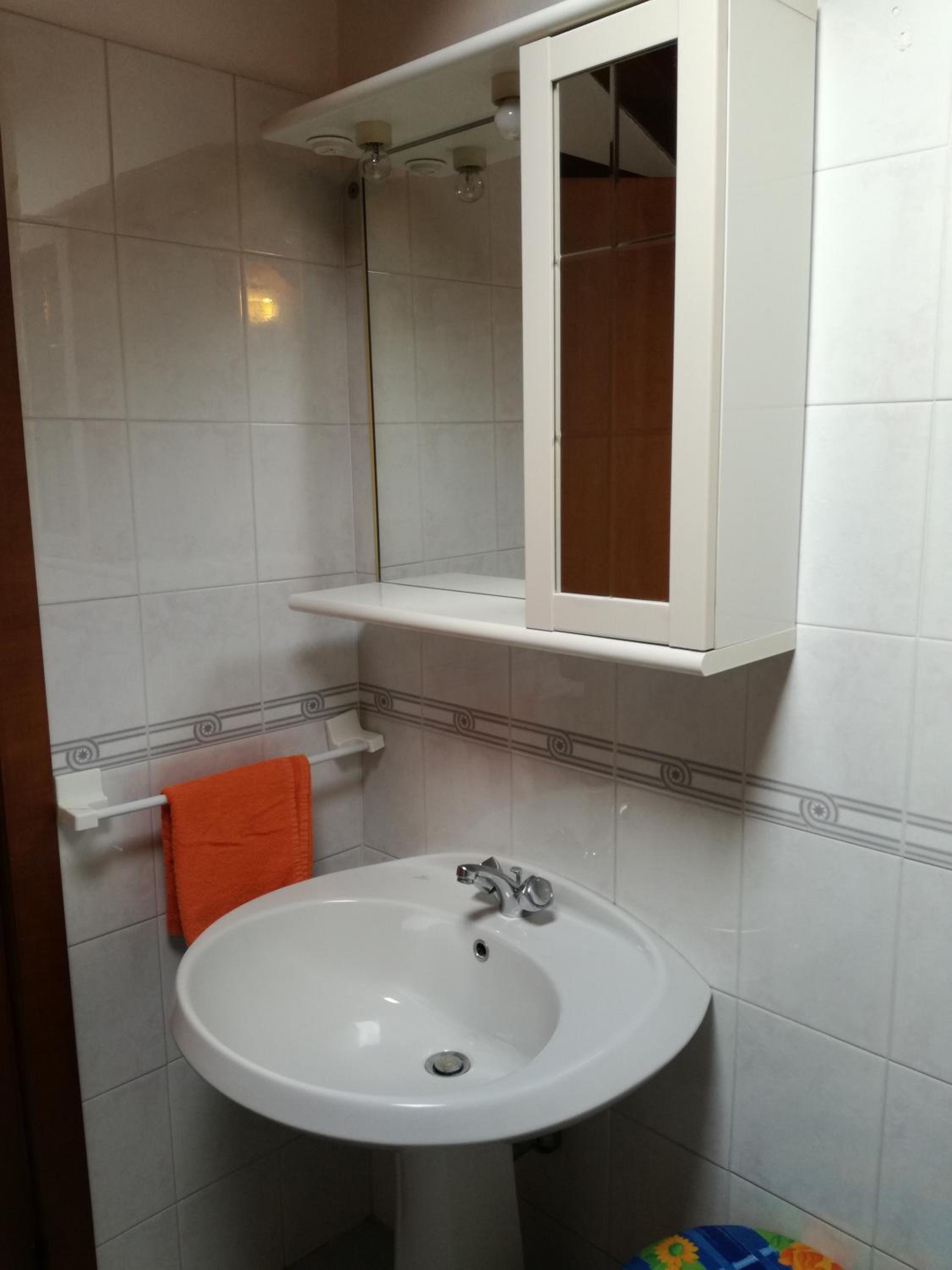 One-Bedroom Apartment - Photo 16
