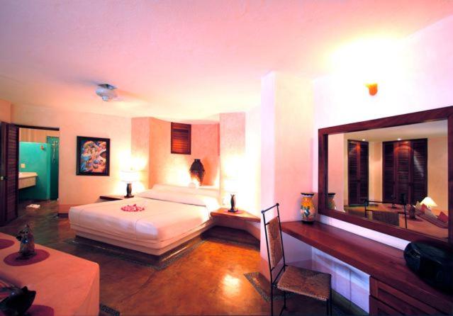 Standard King Room - Photo 1