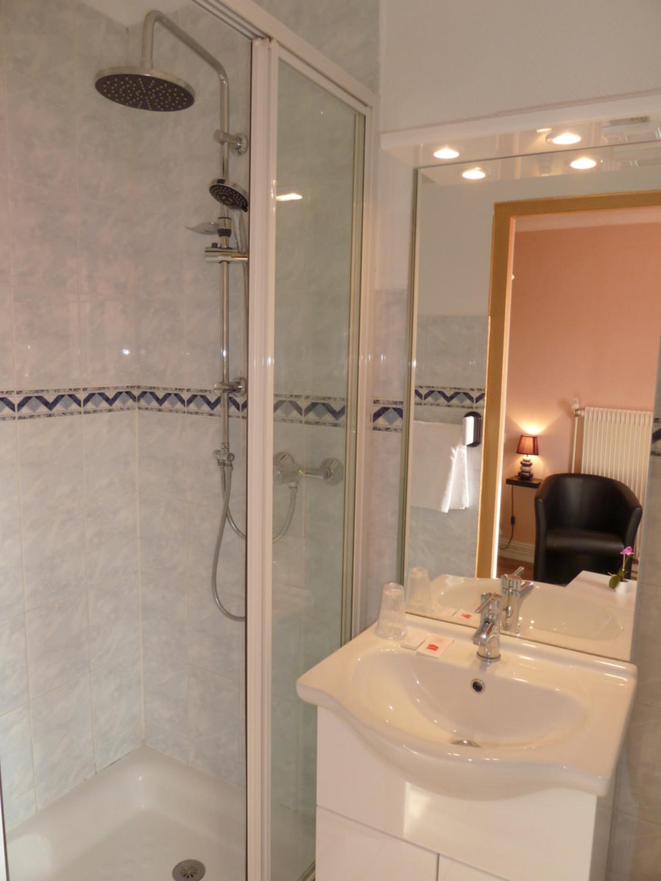 Superior Double Room With Balcony photo 3