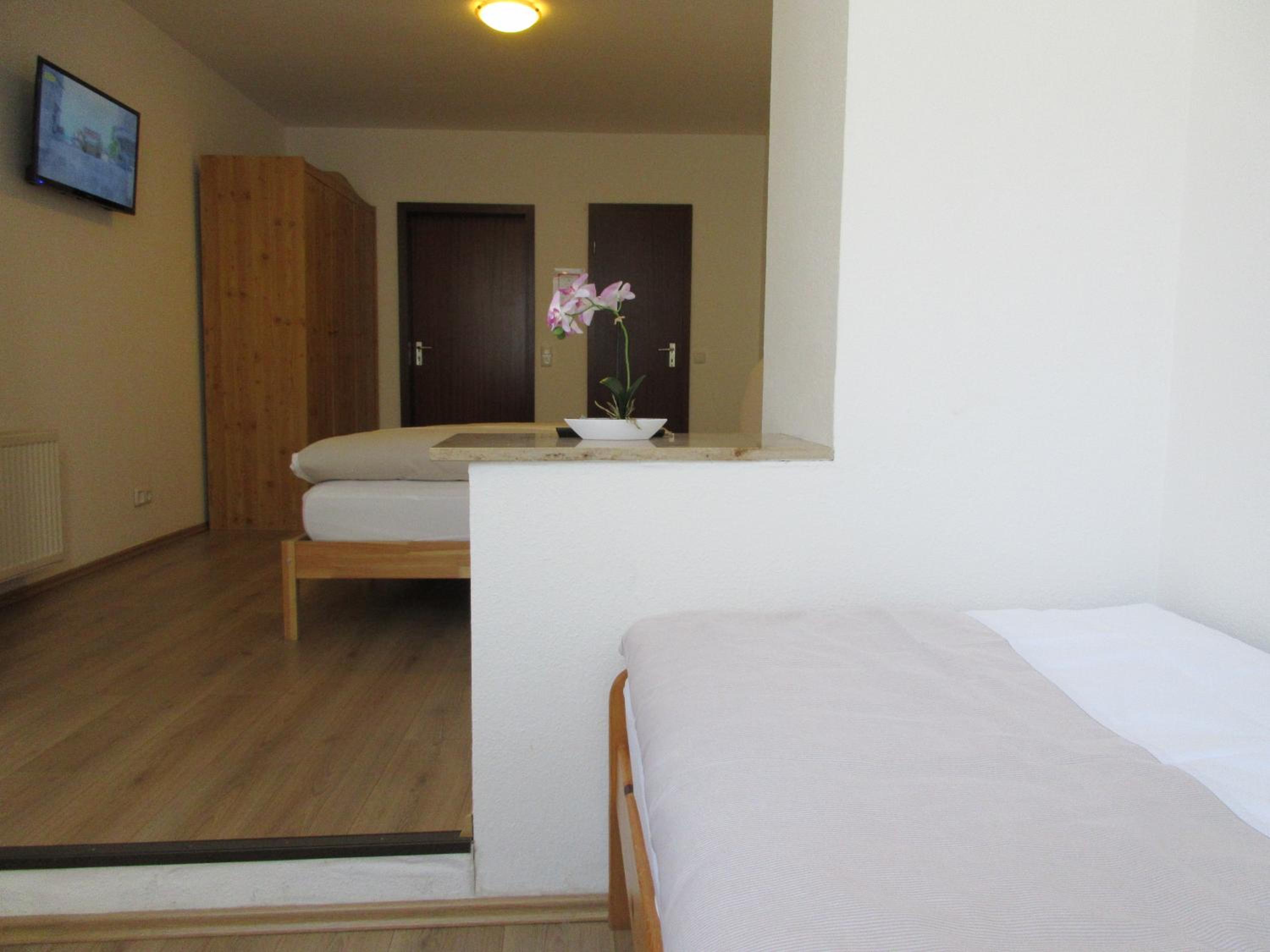 Triple Room with Private Bathroom photo 3