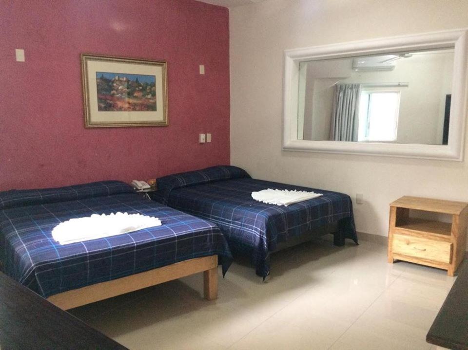 Quadruple Room with Air Conditioner photo 2