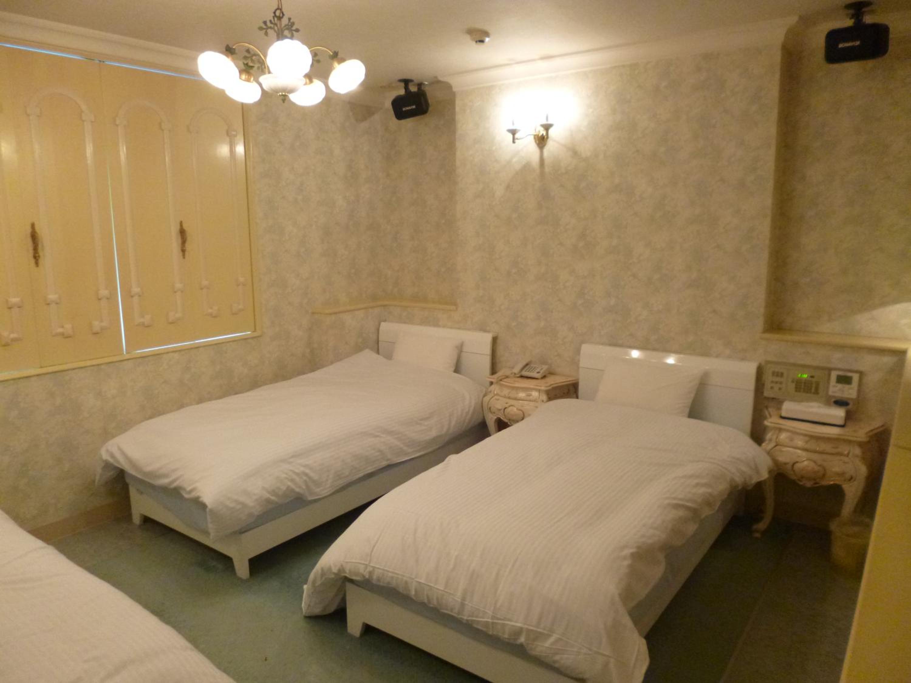 Standard Twin Room with Sofa