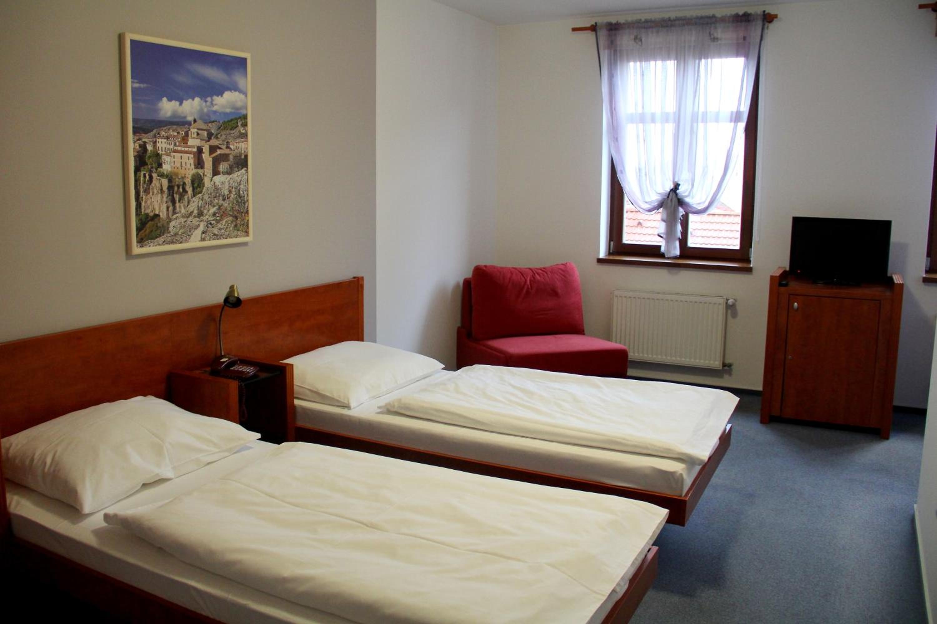 Double or Twin Room photo 2