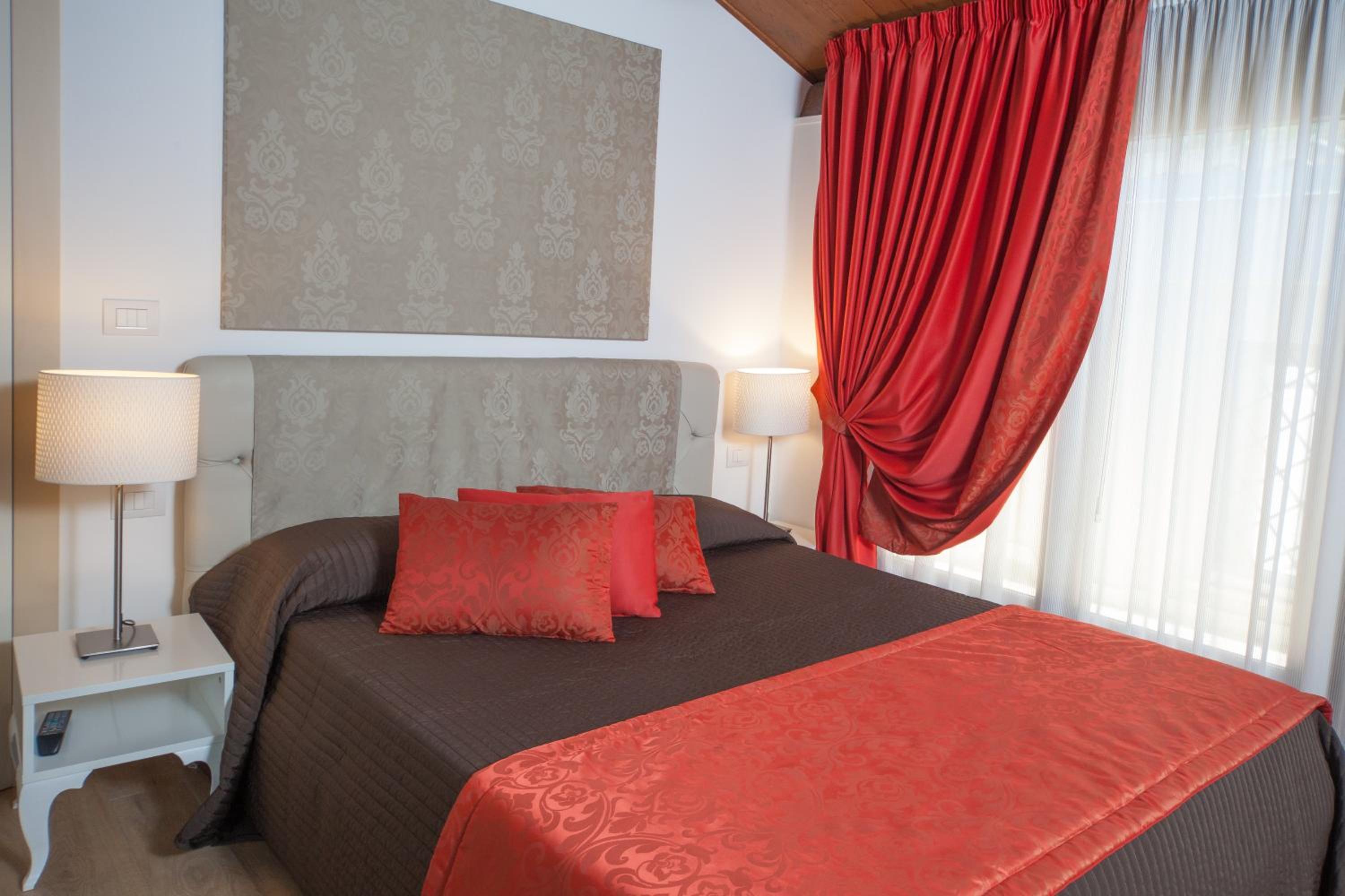 Suite photo 1