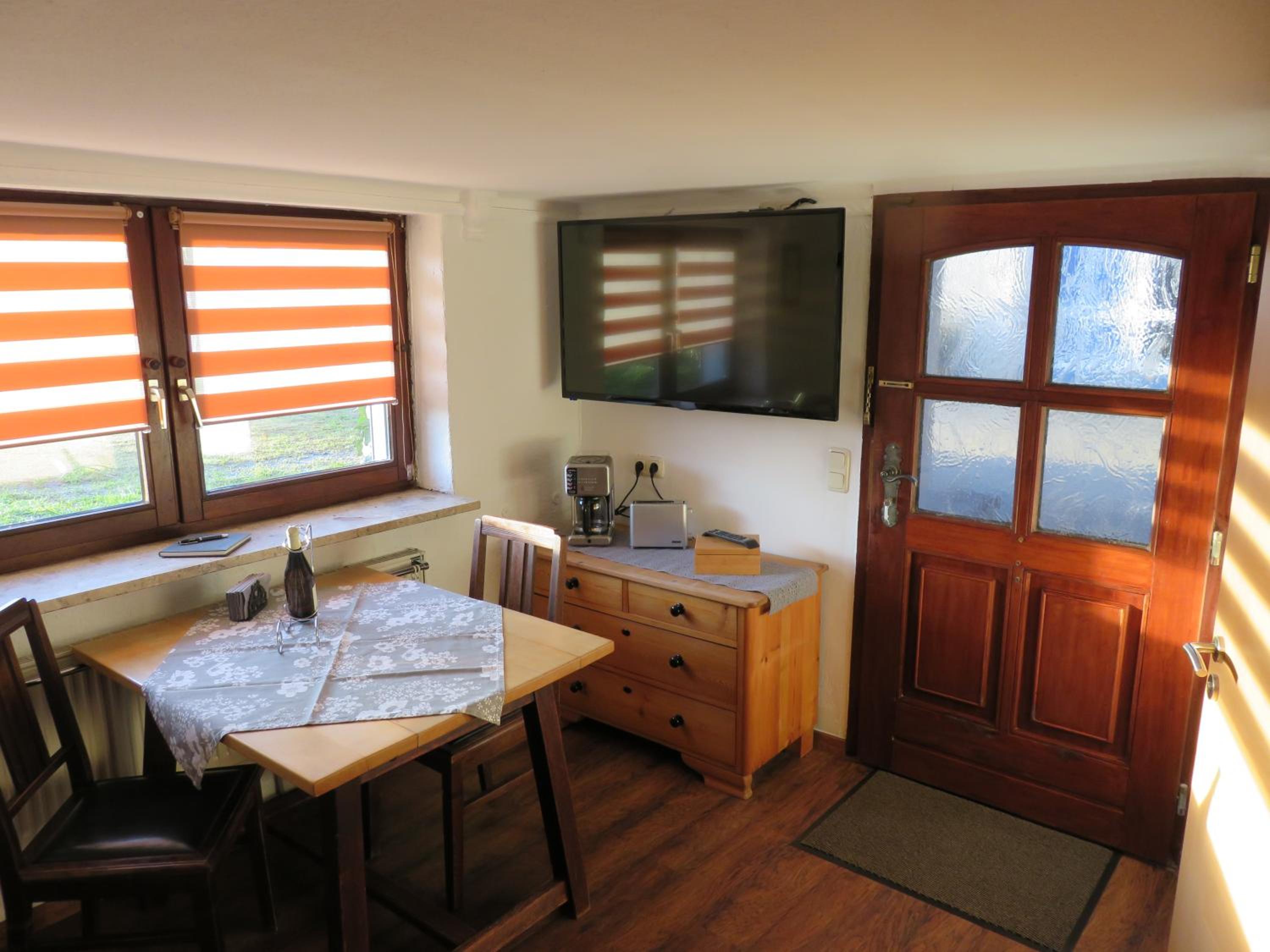 Apartment with Shower - Photo 32