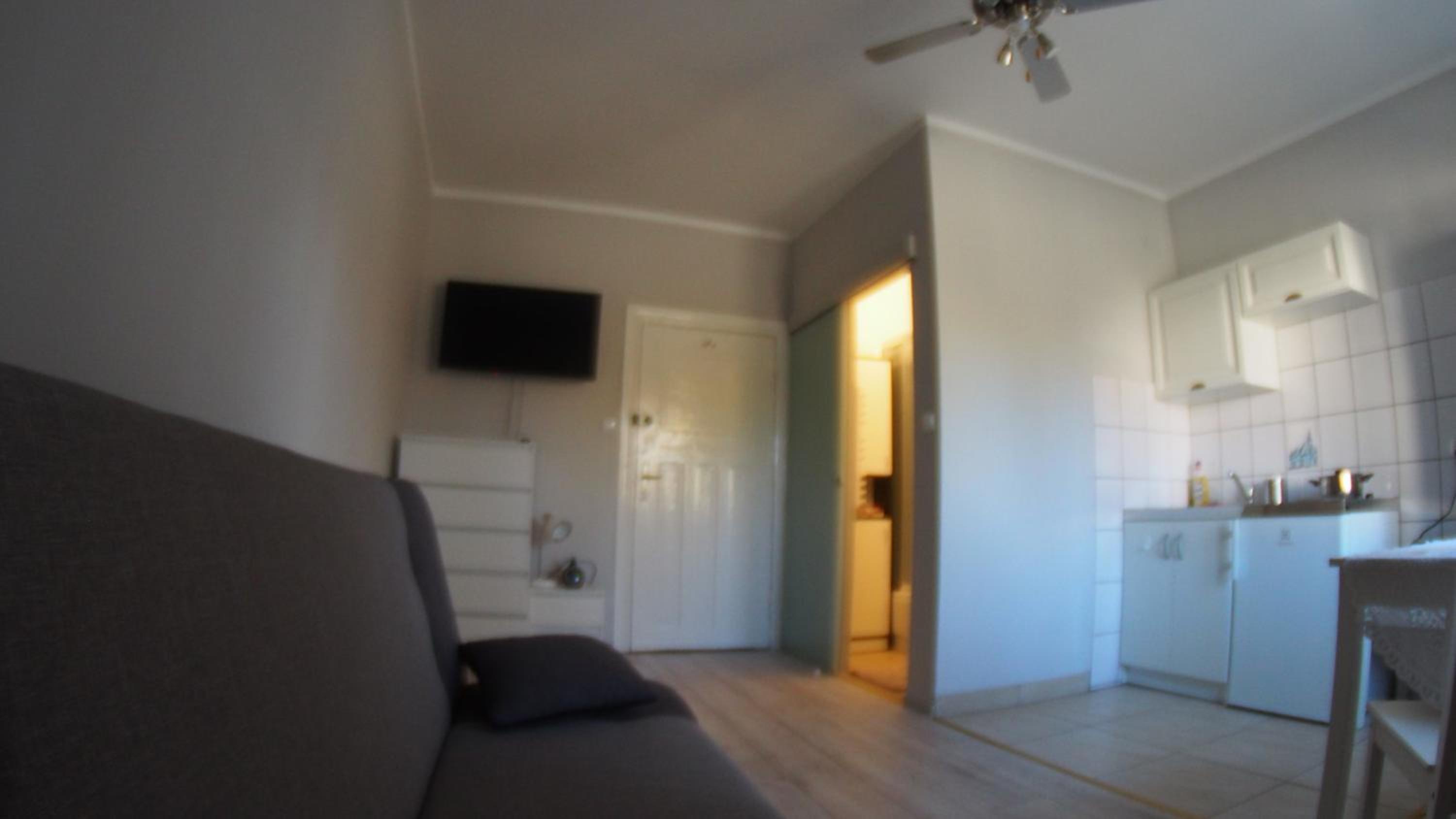 Double Room - Photo 21