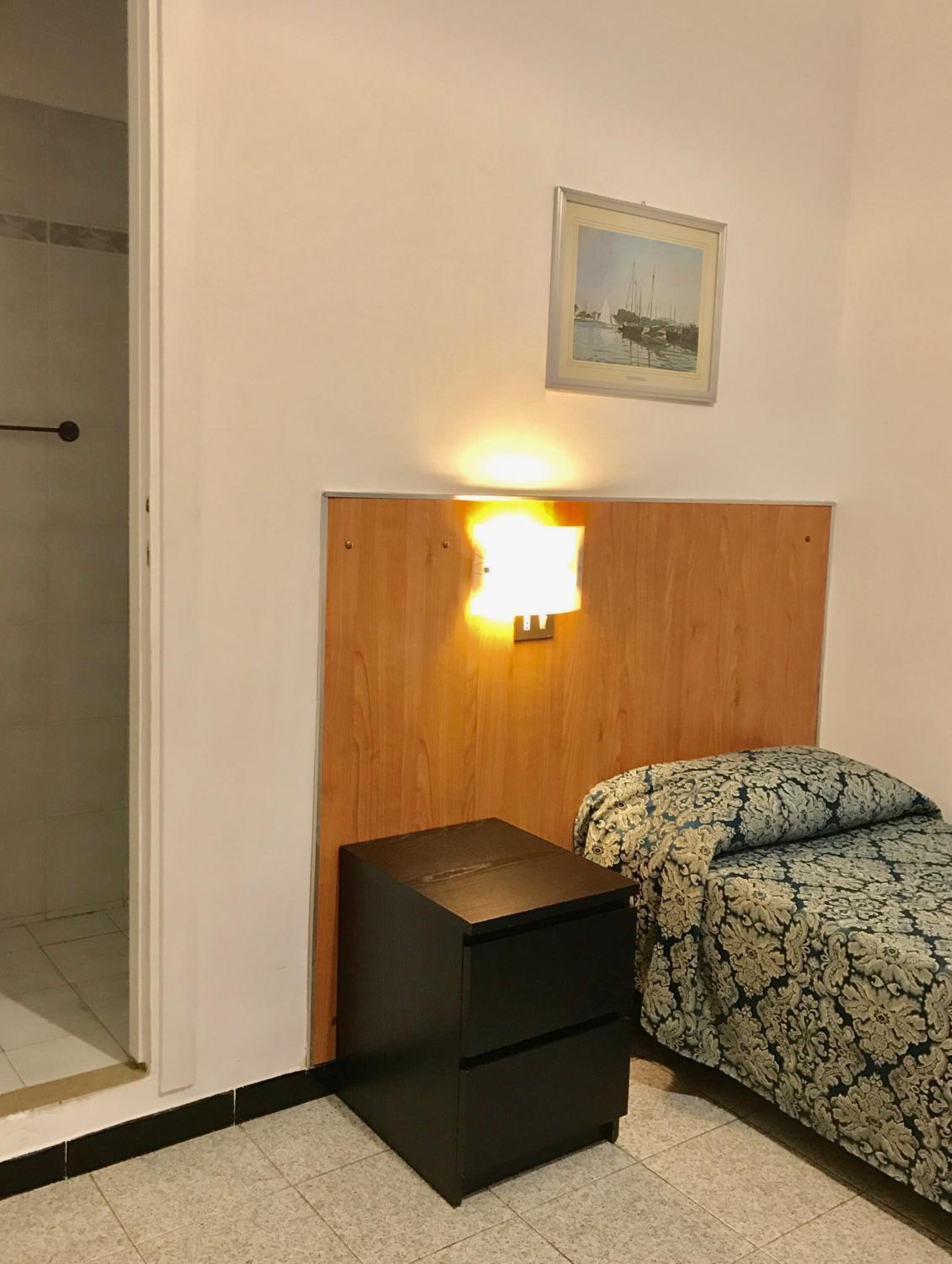 Single Room photo 1