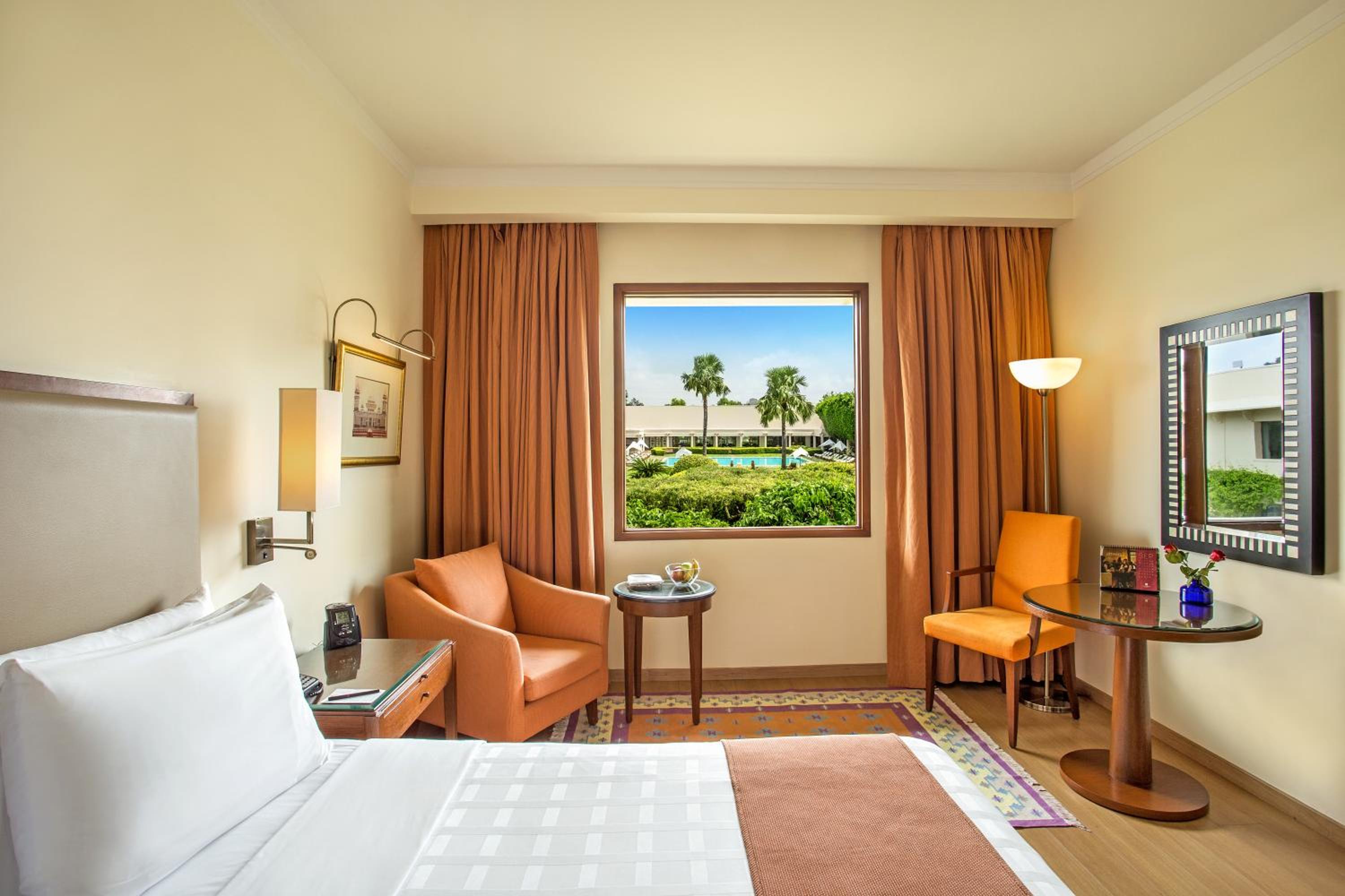 Deluxe Double or Twin Room with Pool View