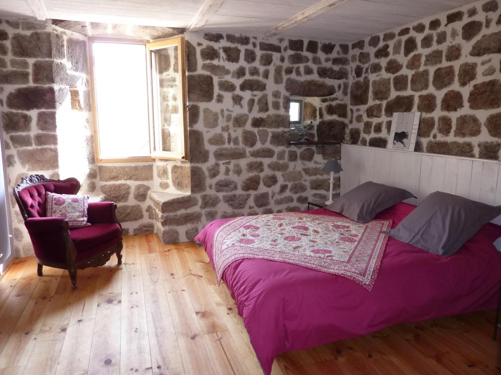 Double Room - Photo 5