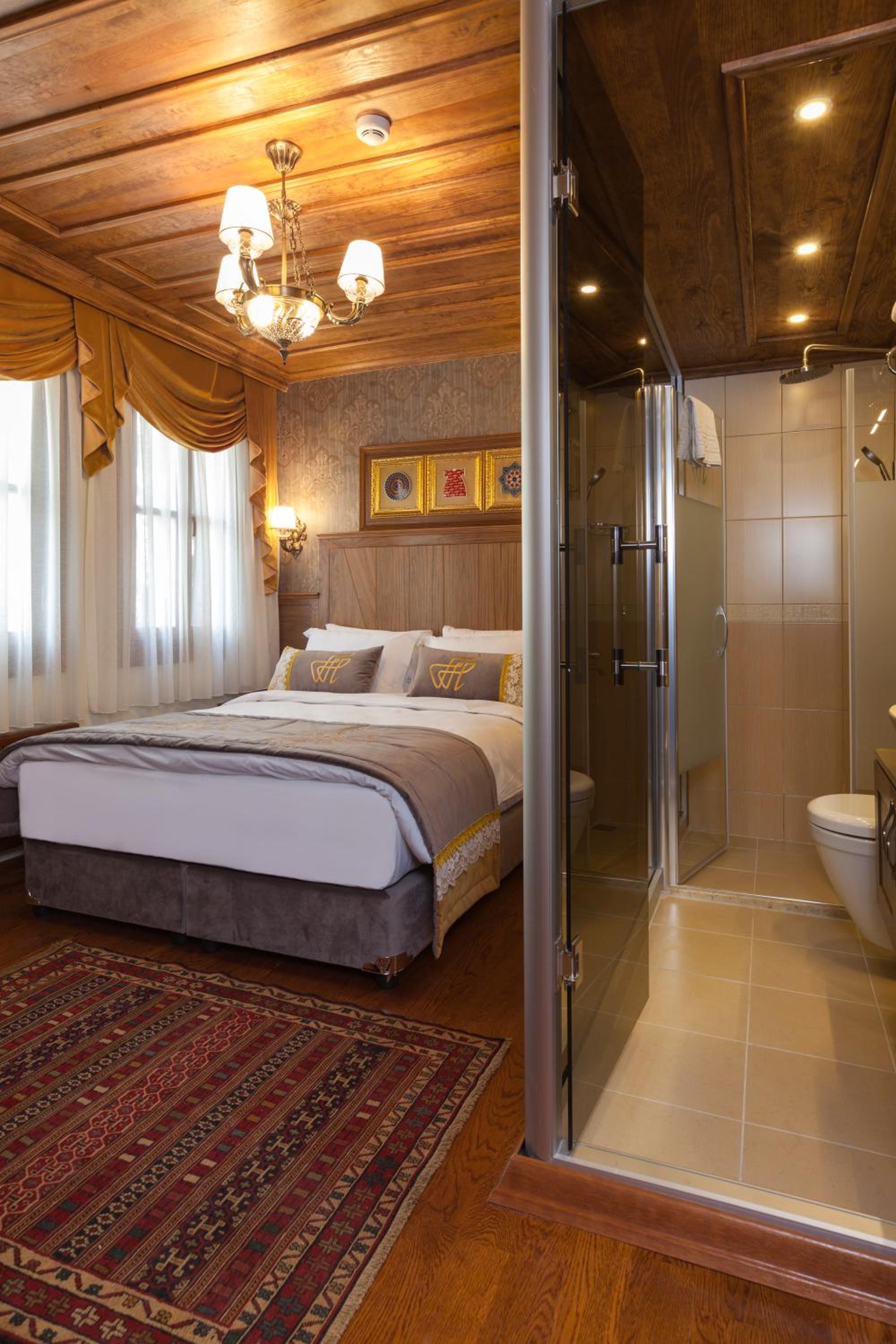 Superior Double Room photo 2