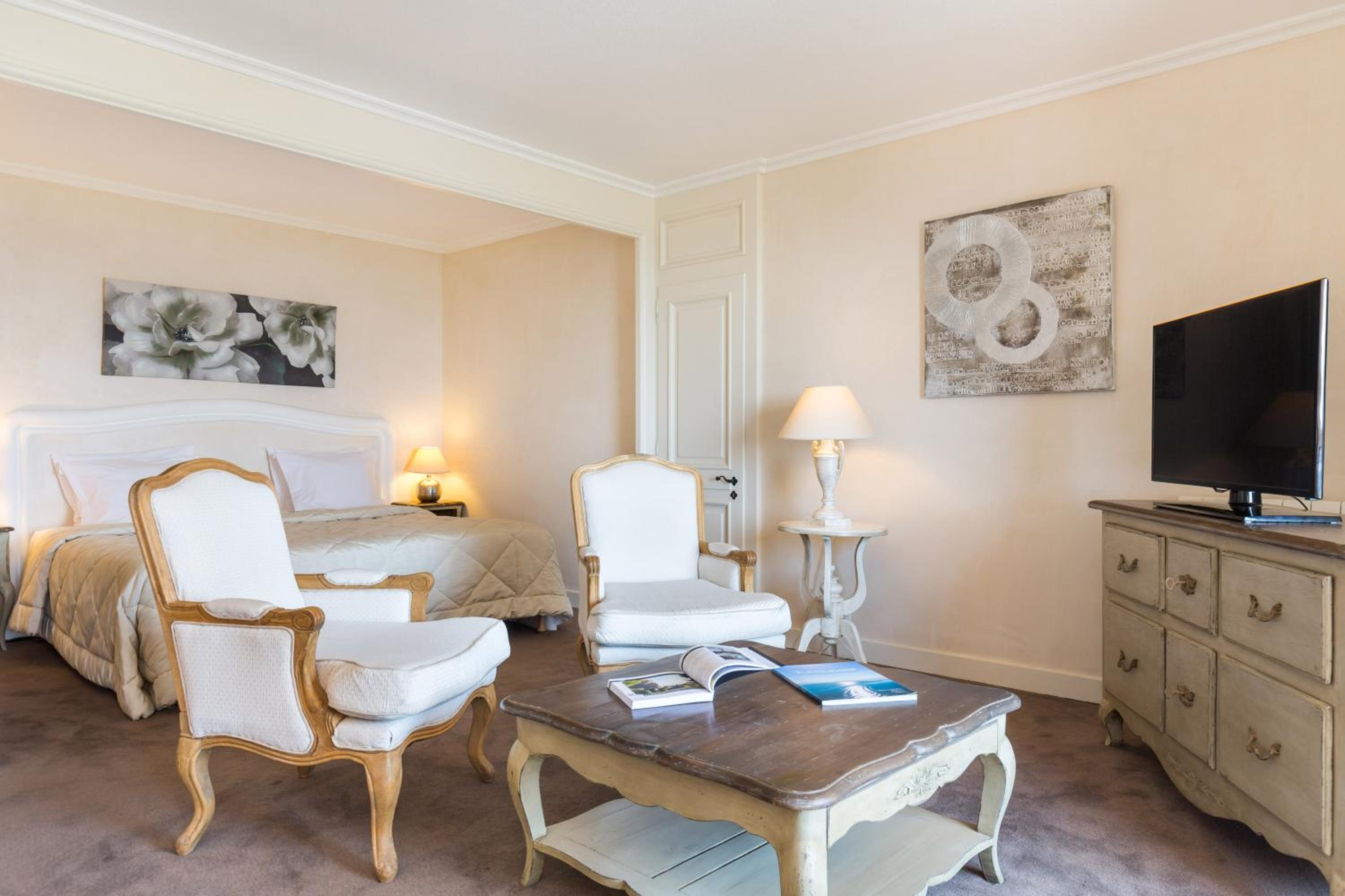 Prestige Double Room - Photo 7