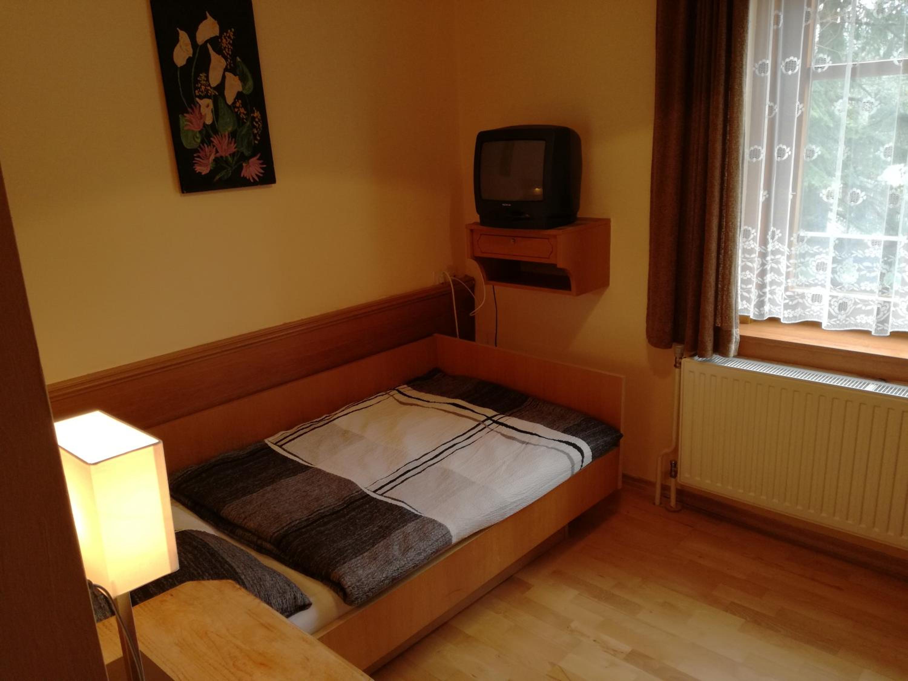 Single Room photo 2