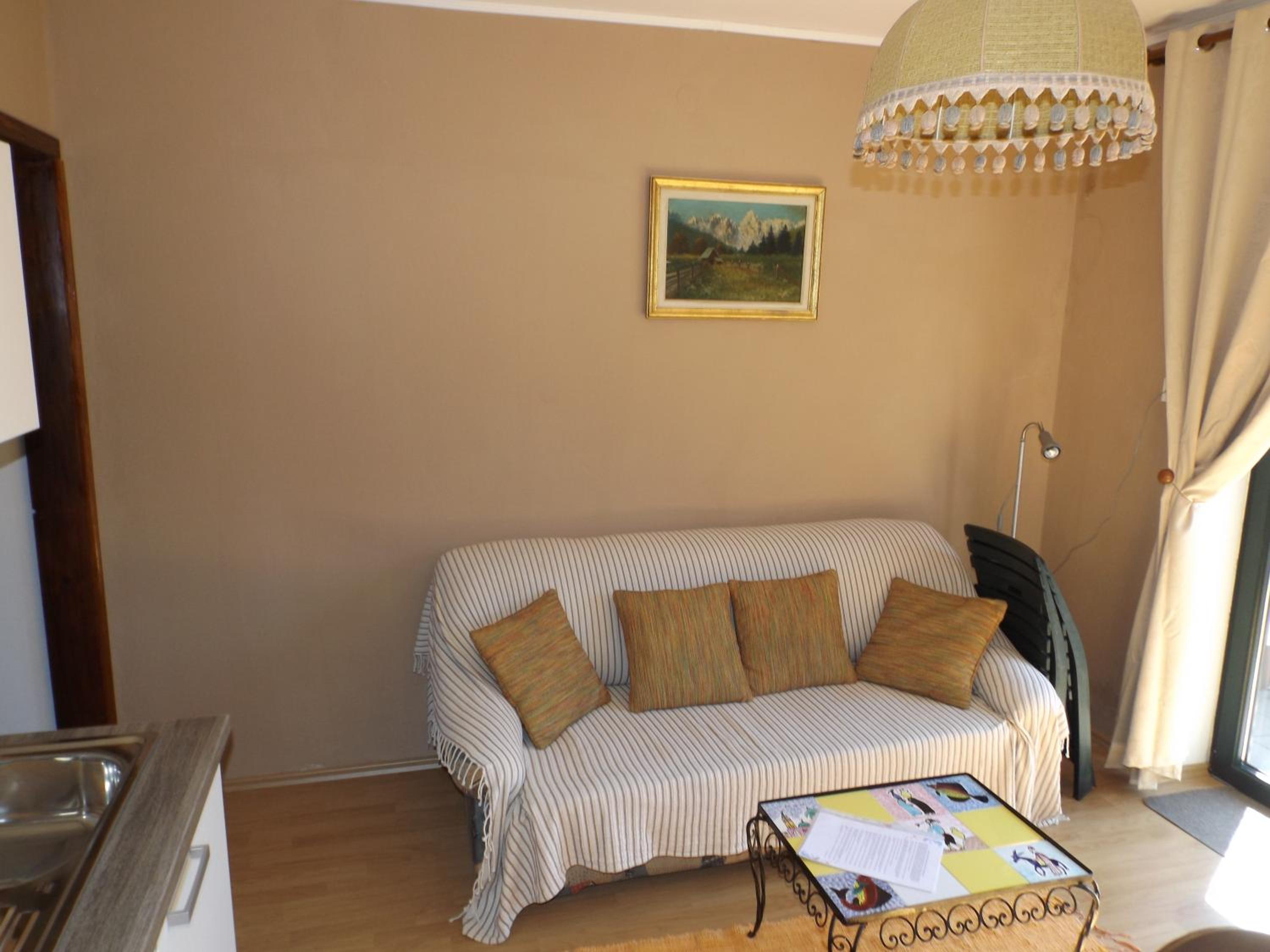 One-Bedroom Apartment - Photo 10