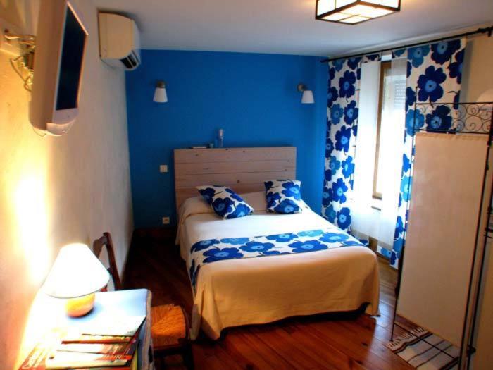Double Room - Photo 6