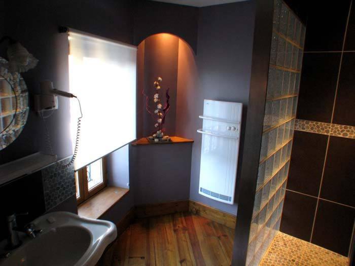 Double Room - Photo 3