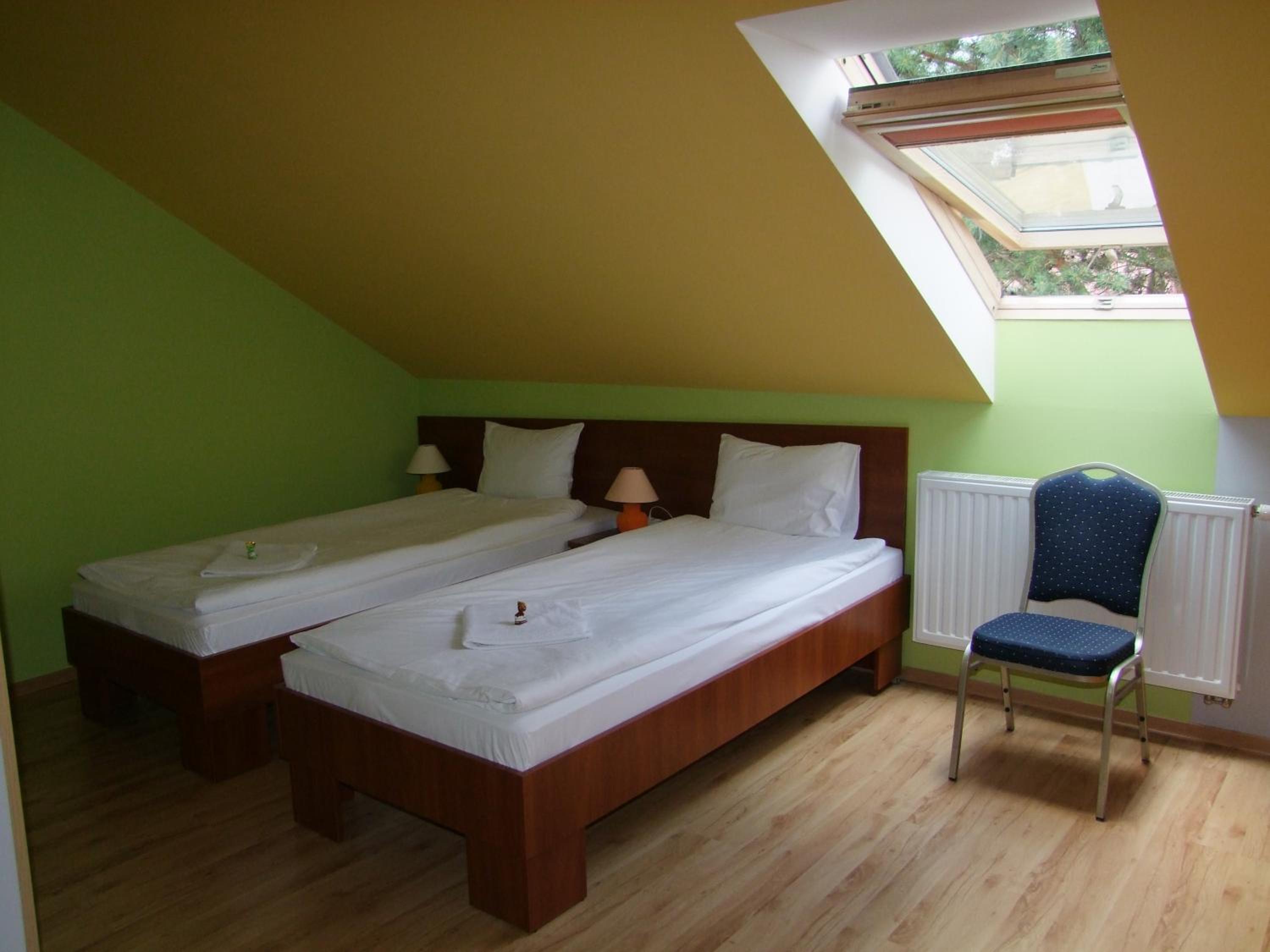 Triple Room with Private Bathroom photo 1