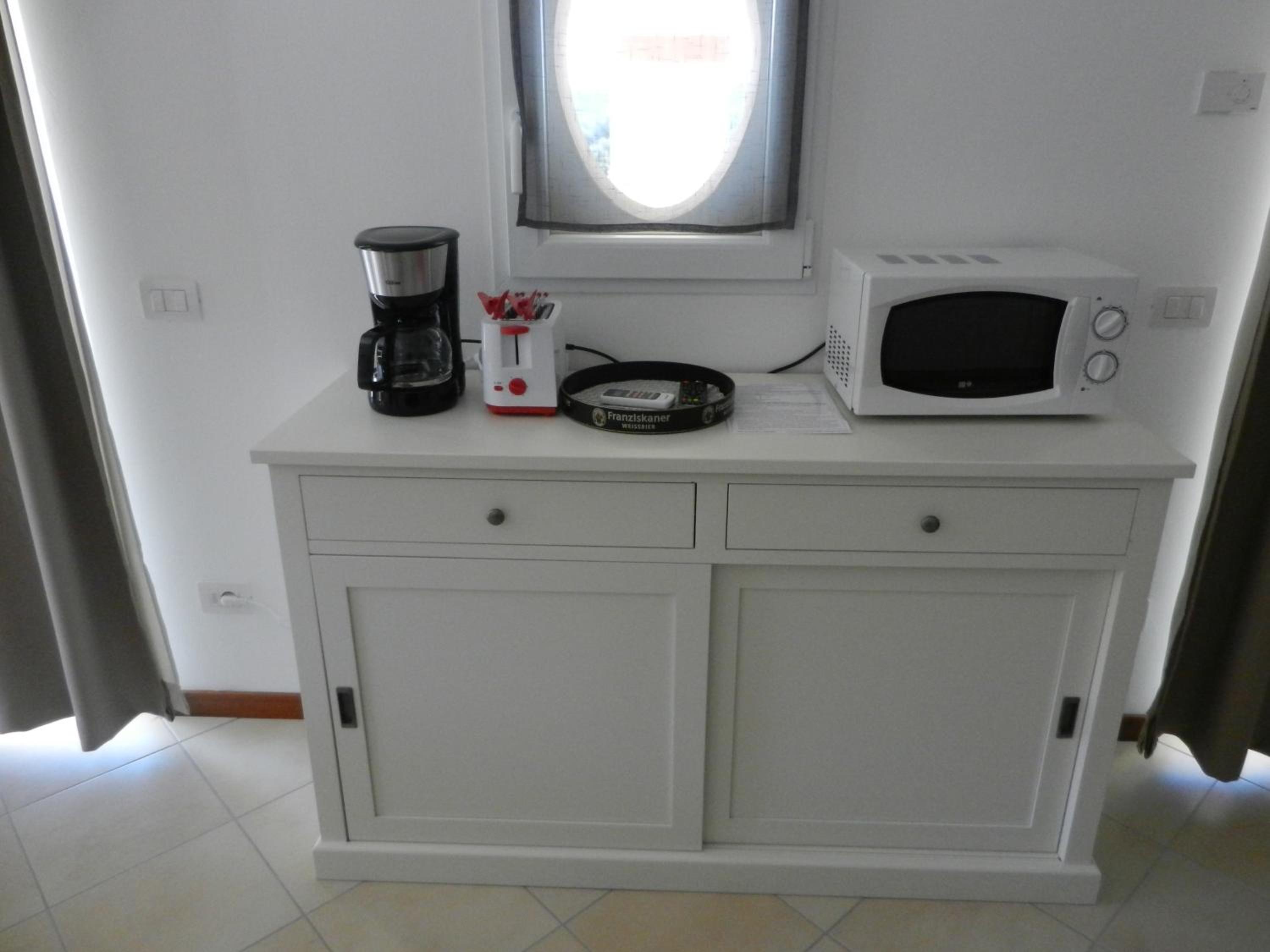 Apartment with Garden View - Photo 7