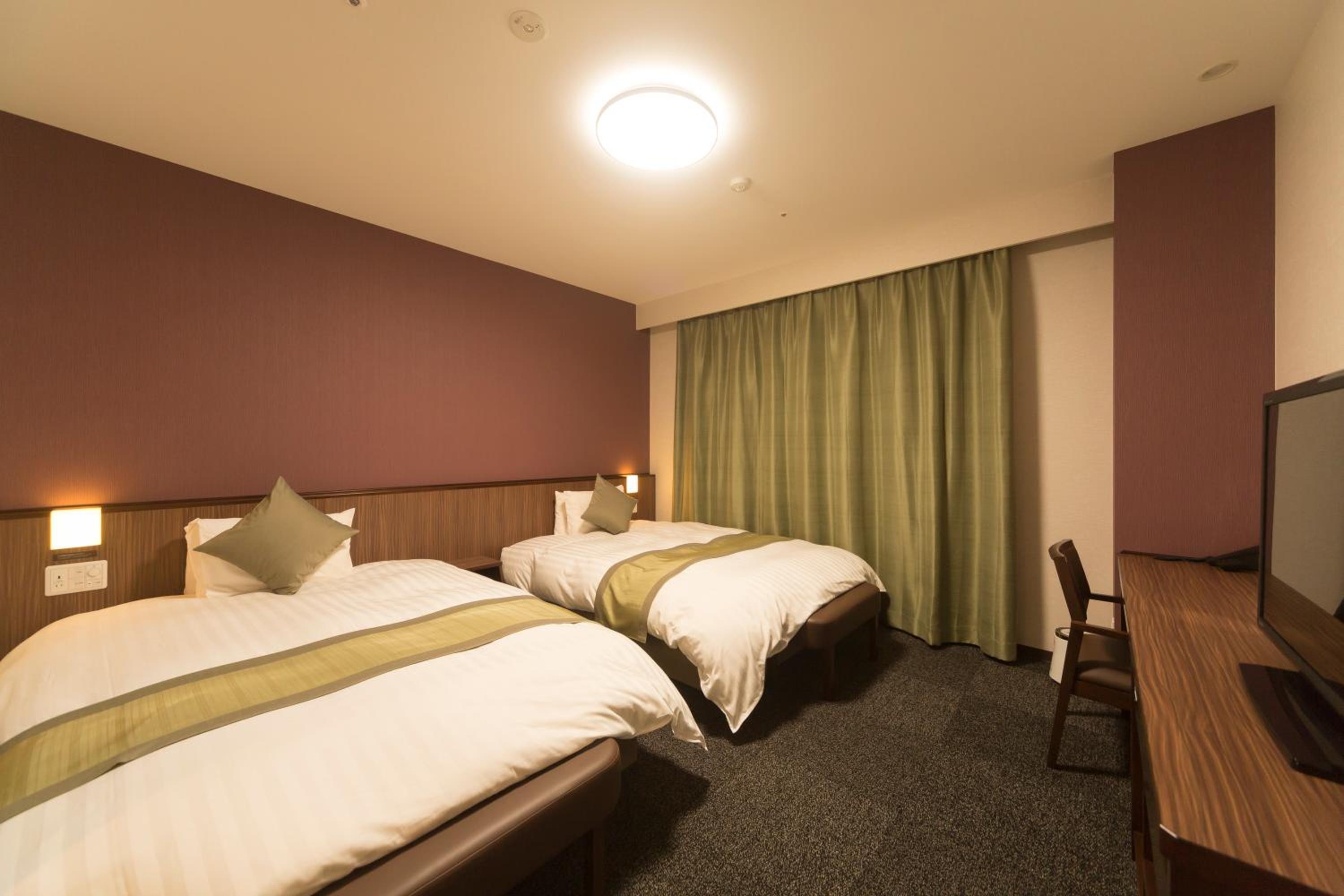 Twin Room - Non-Smoking