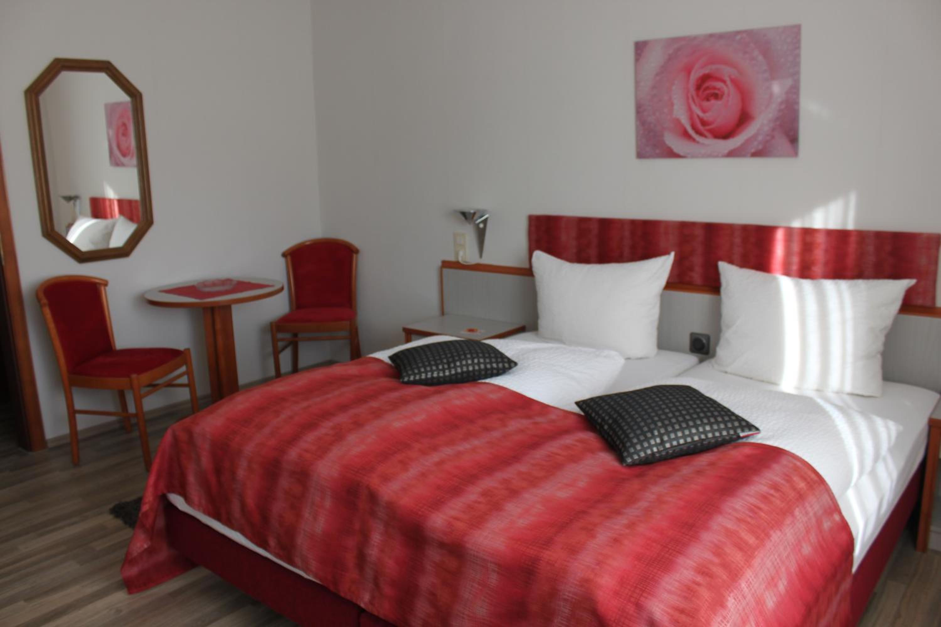 Deluxe Double Room - Photo 5