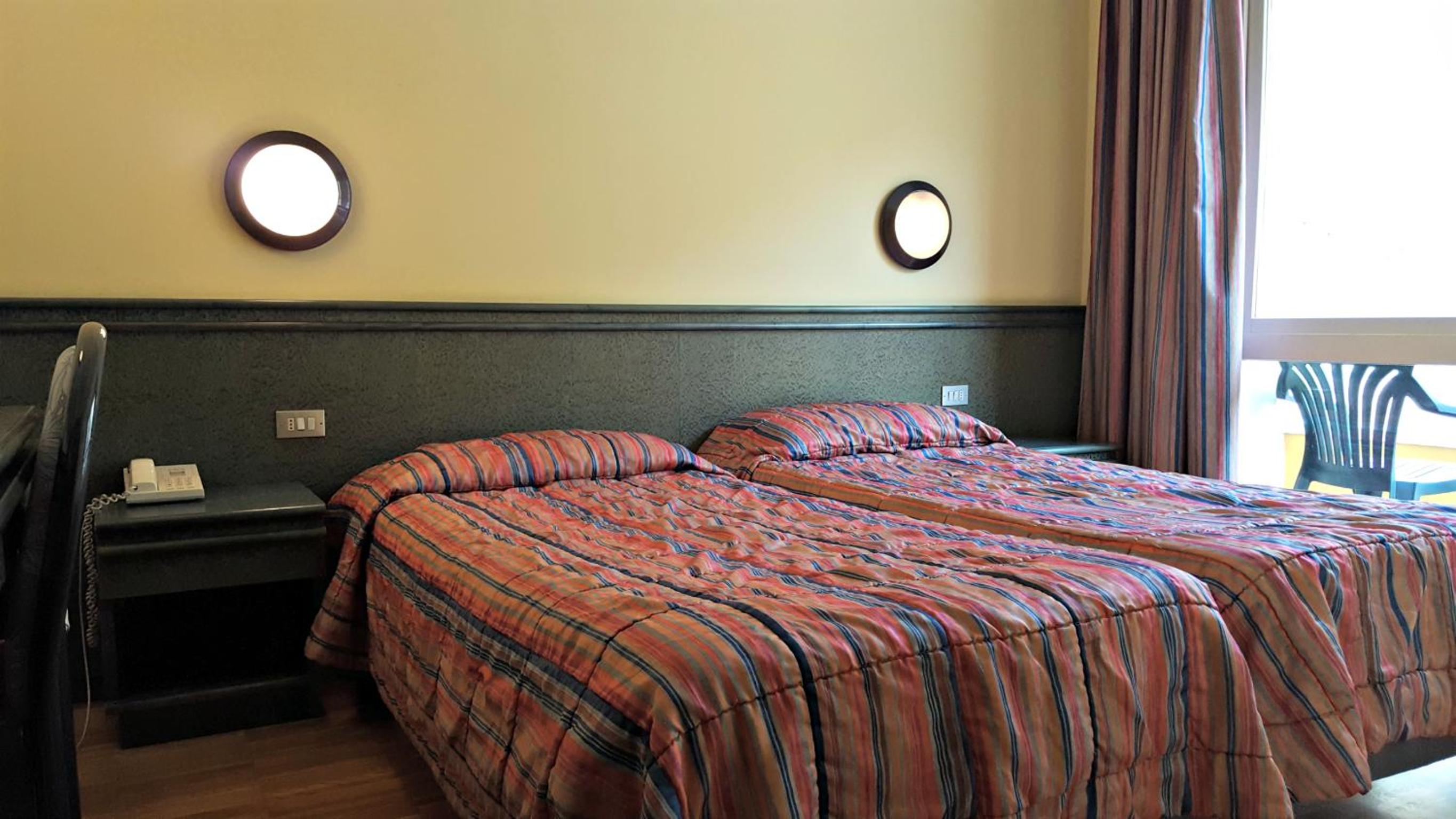 Double Room - Photo 3