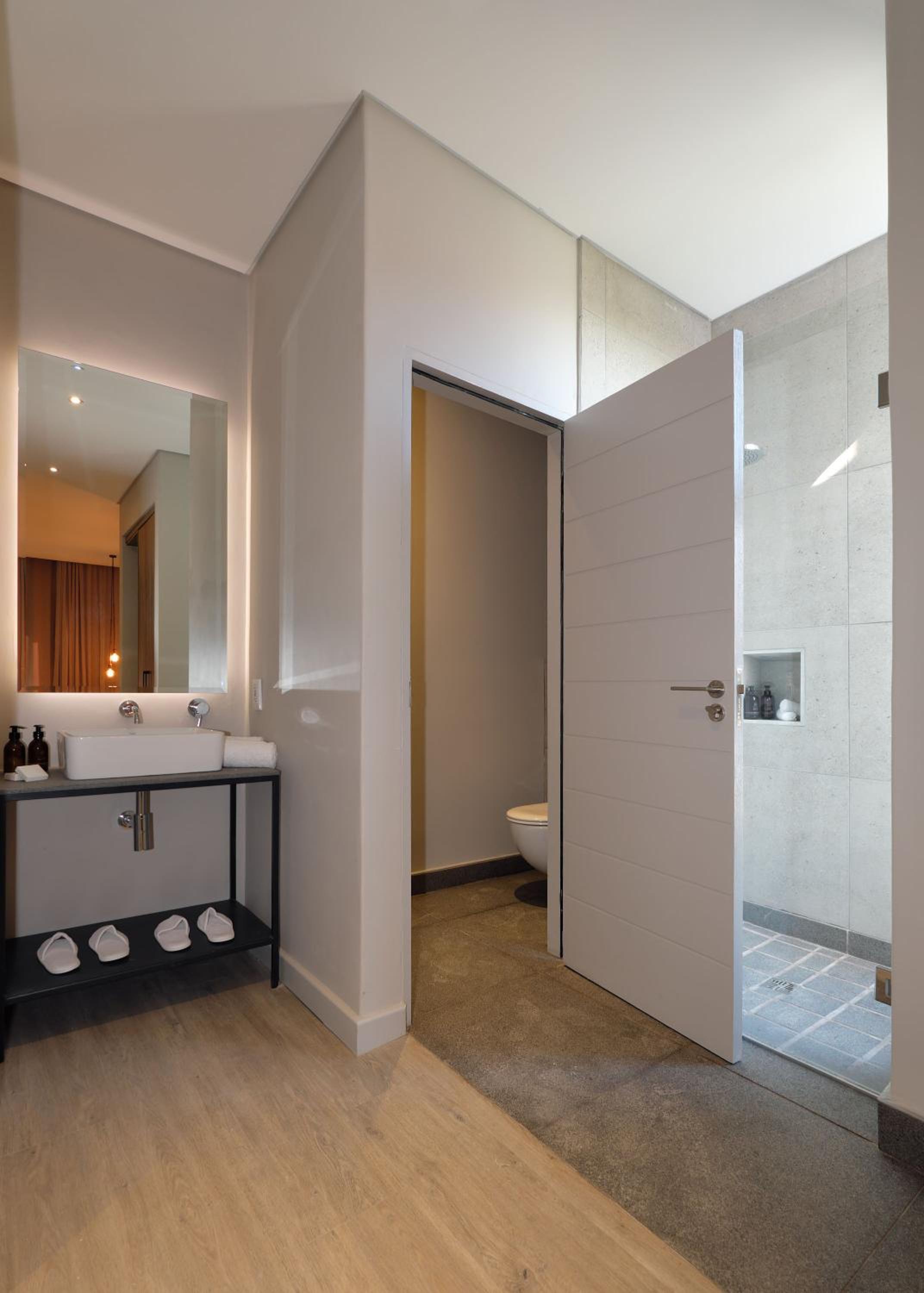Double Room - Photo 4