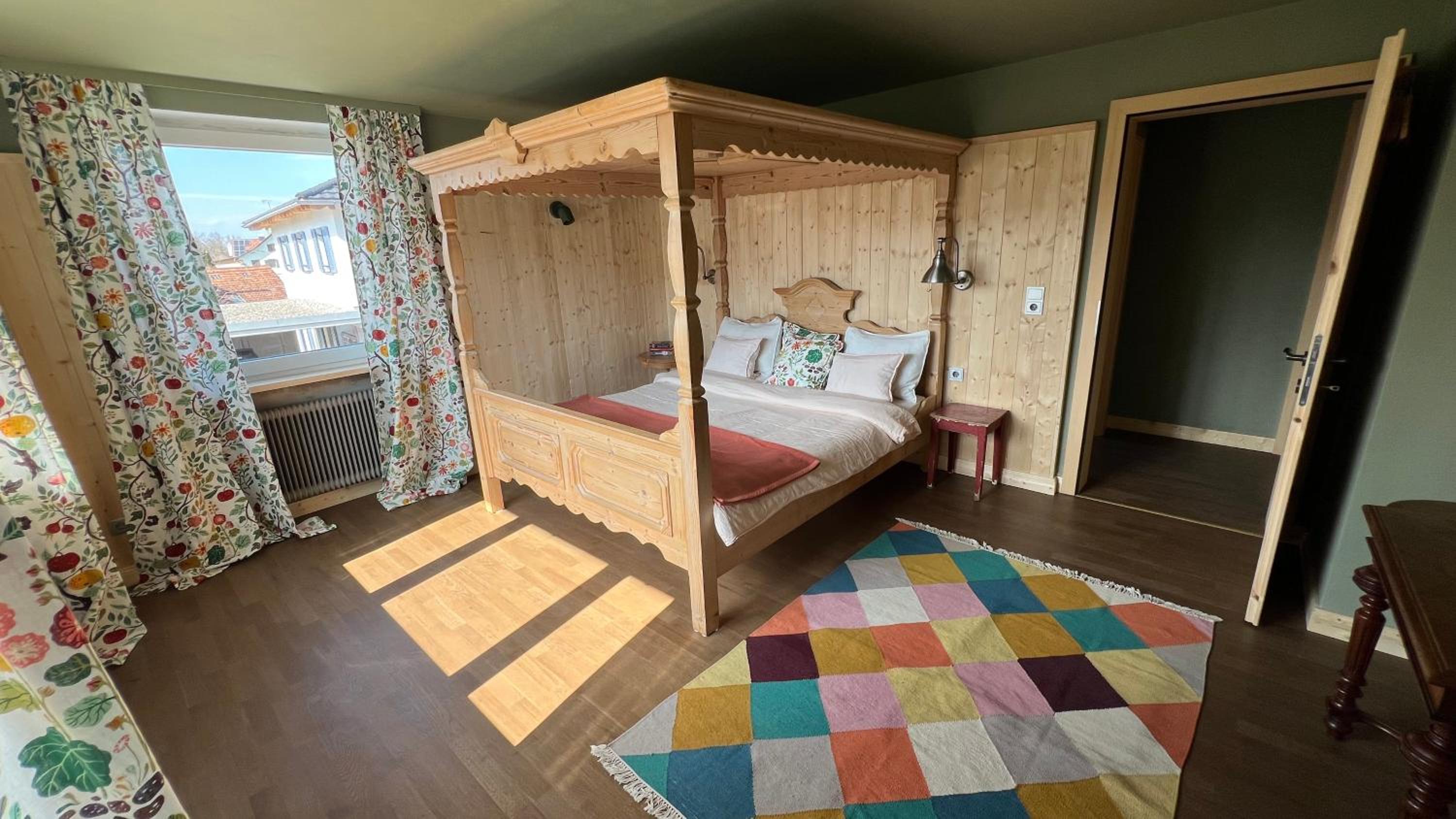 Family Two-Bedroom Apartment with View