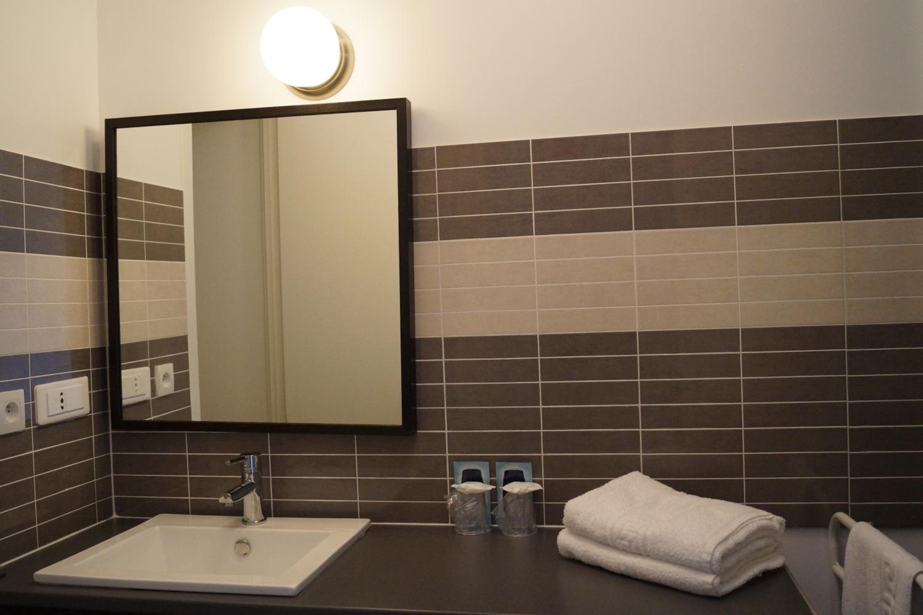 Superior Double Room - Photo 5