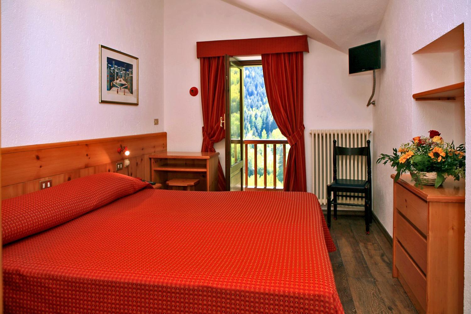 Double or Twin Room - Photo 5