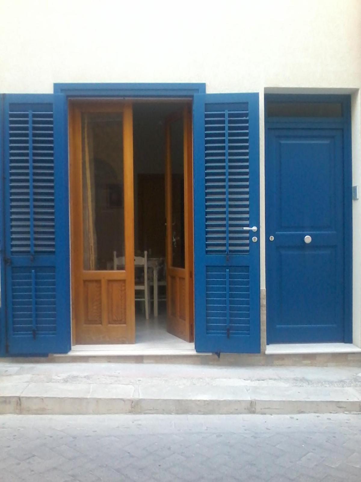 Family Room with Terrace photo 2