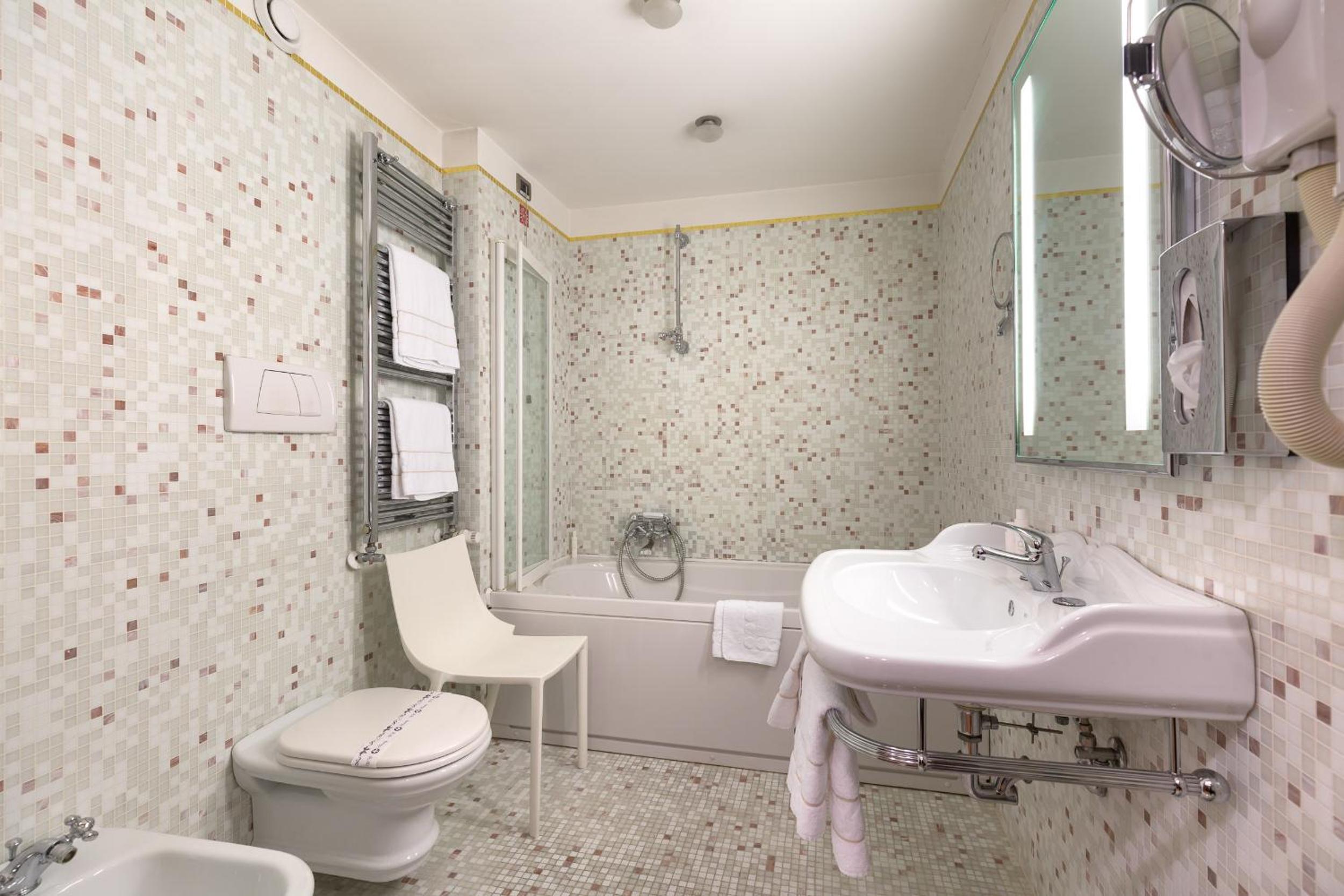Junior Suite - Split Level