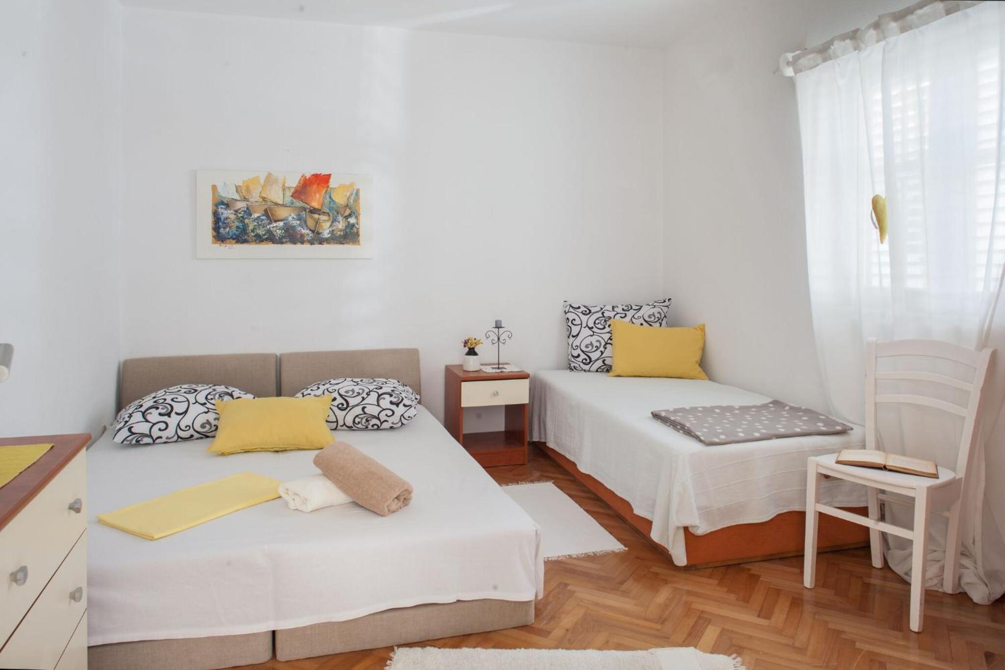 Apartment photo 1