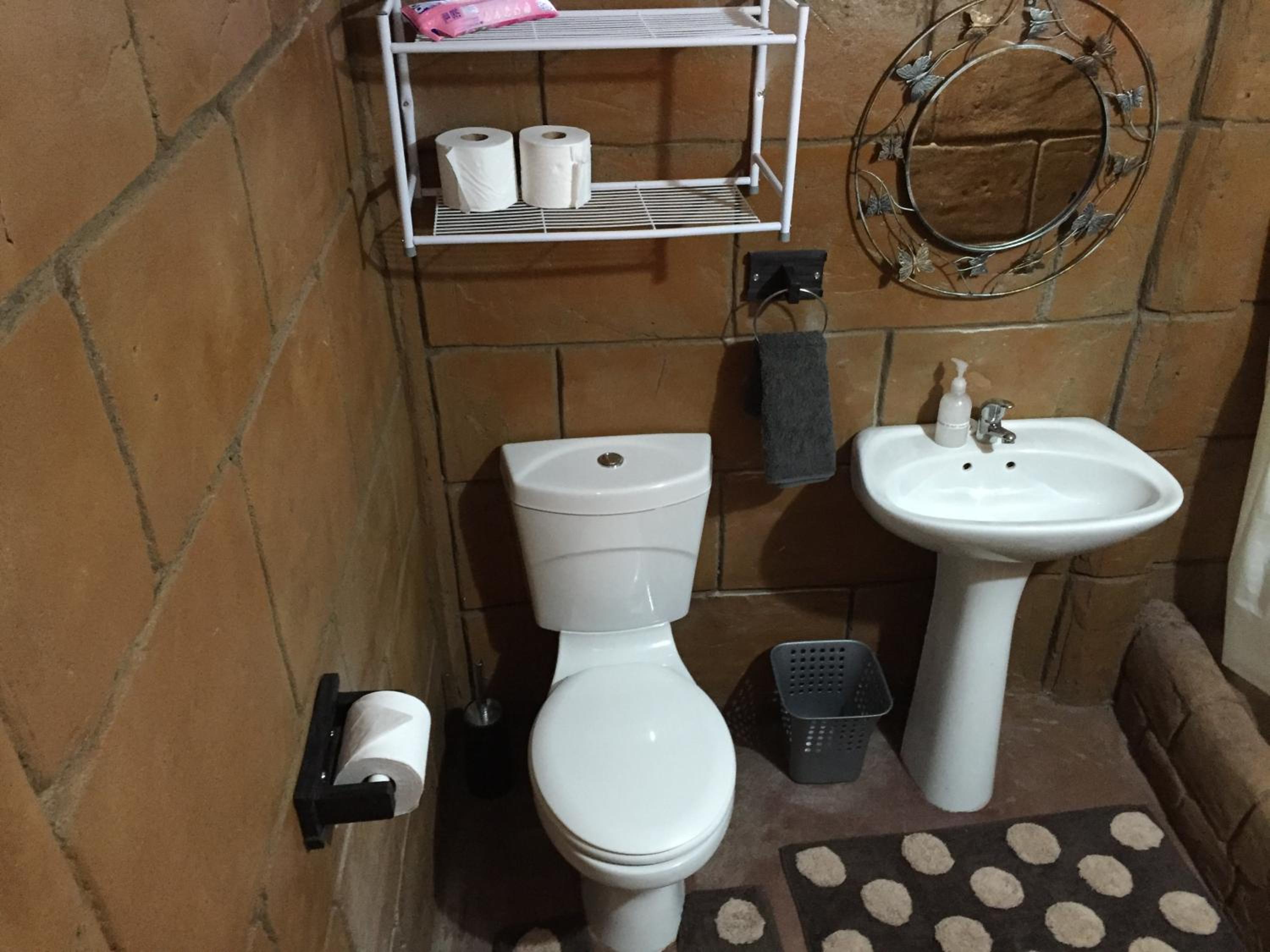 Double Room with Balcony (2 Adults + 1 Child) photo 2